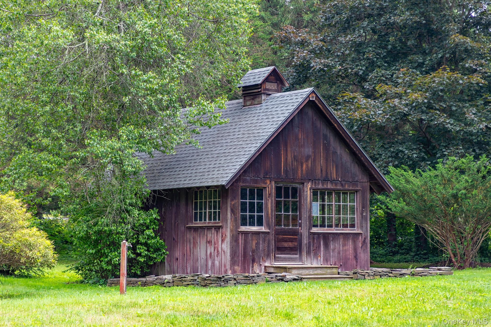 202 Buckwheat Bridge, Germantown, NY 12526