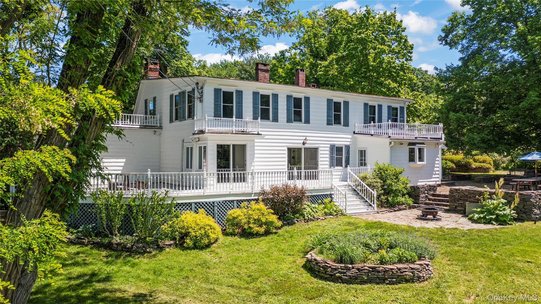 202 Buckwheat Bridge, Germantown, NY 12526