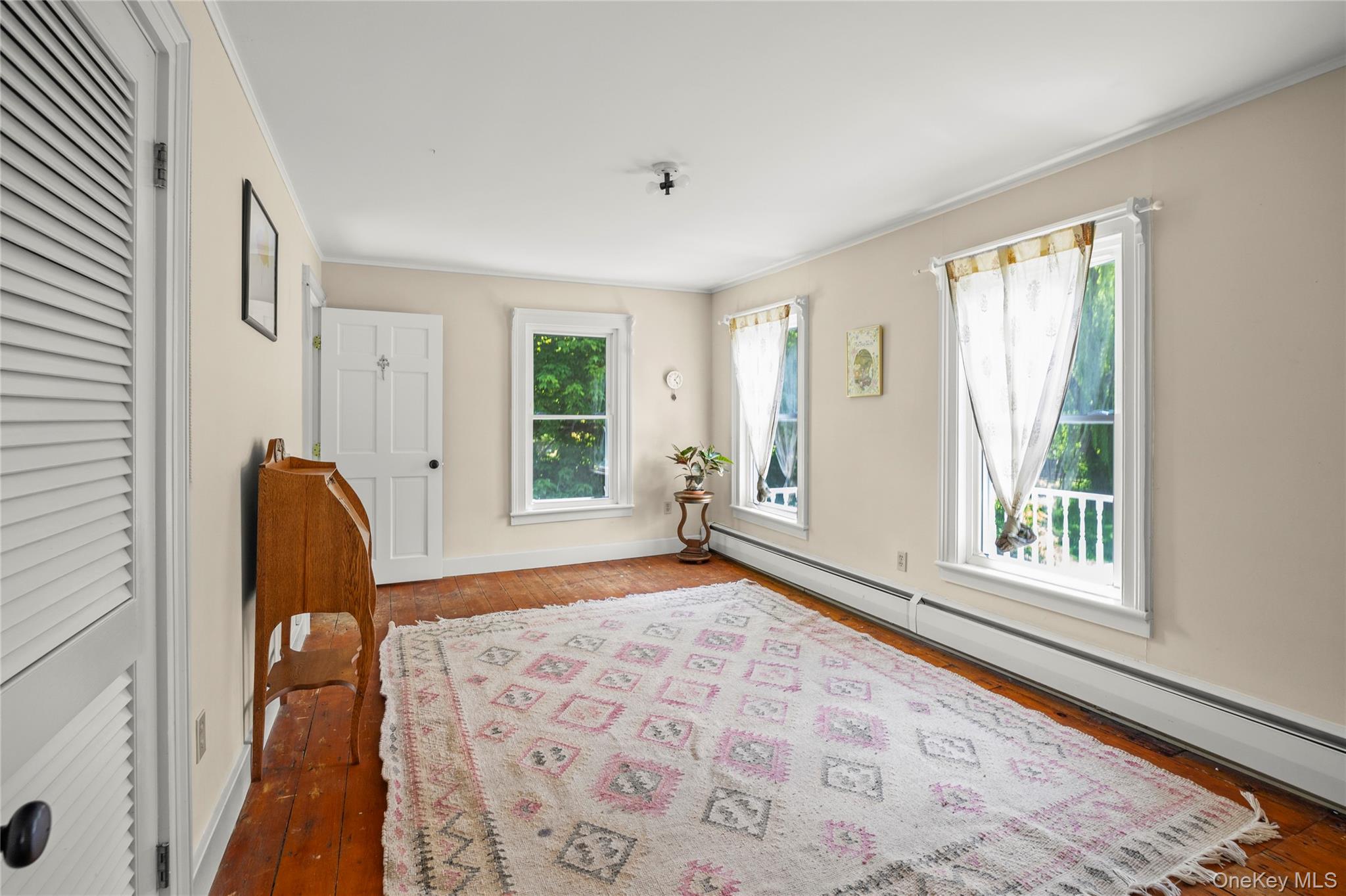 202 Buckwheat Bridge, Germantown, NY 12526