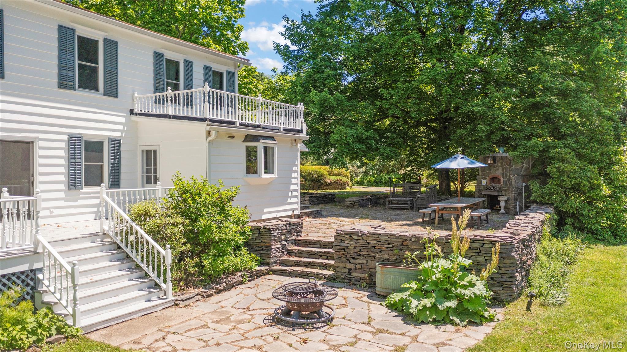 202 Buckwheat Bridge, Germantown, NY 12526