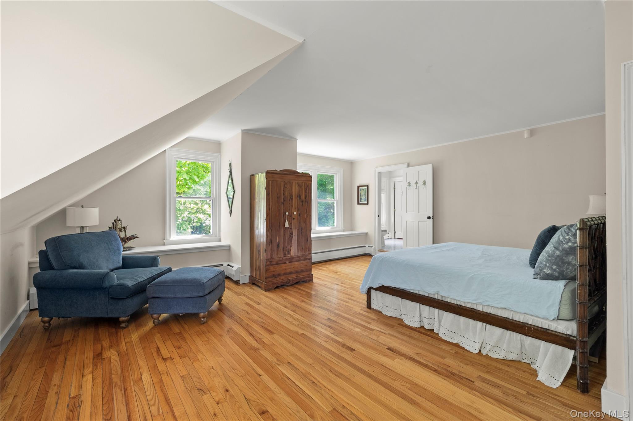 202 Buckwheat Bridge, Germantown, NY 12526