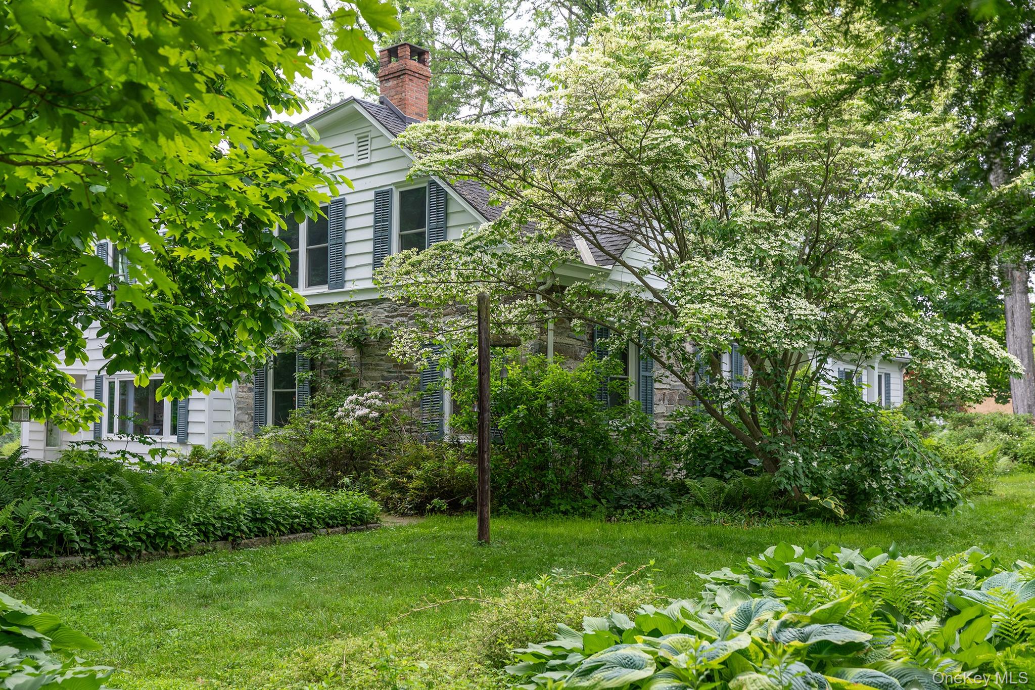 202 Buckwheat Bridge, Germantown, NY 12526