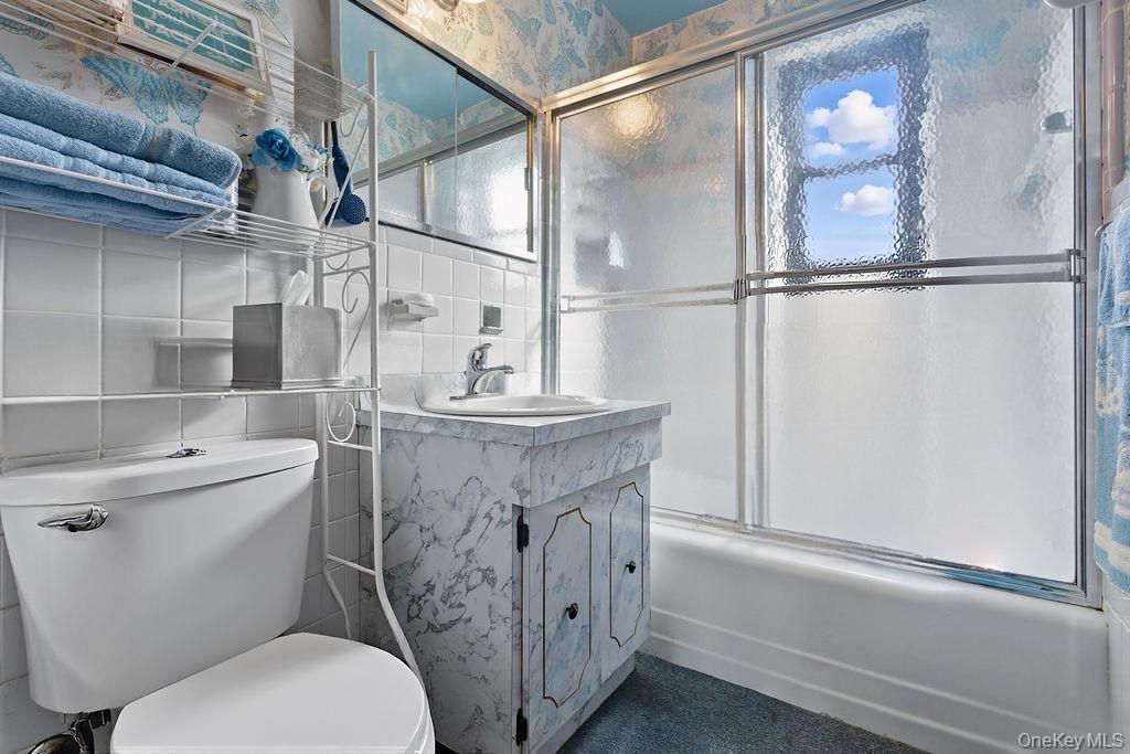 82-26 155th Avenue # 2nd Level, Howard Beach, NY 11414