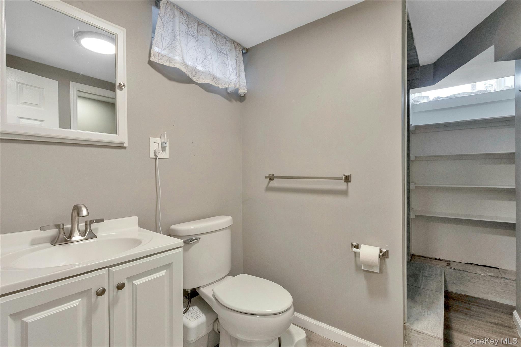 10 Lakeview Avenue, Poughkeepsie, NY 12601