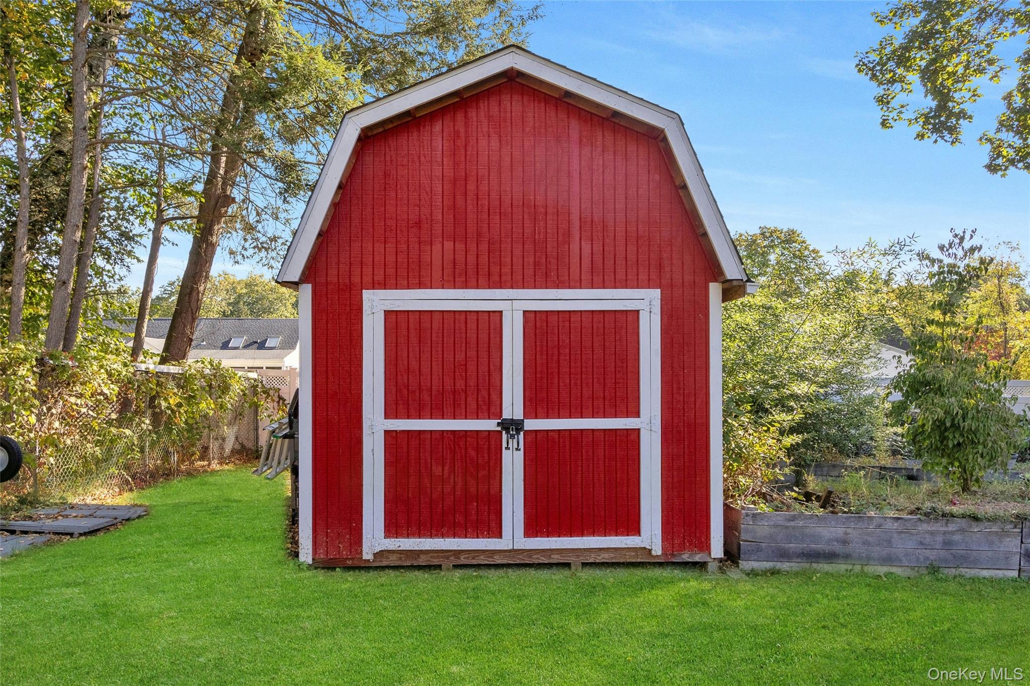 10 Lakeview Avenue, Poughkeepsie, NY 12601