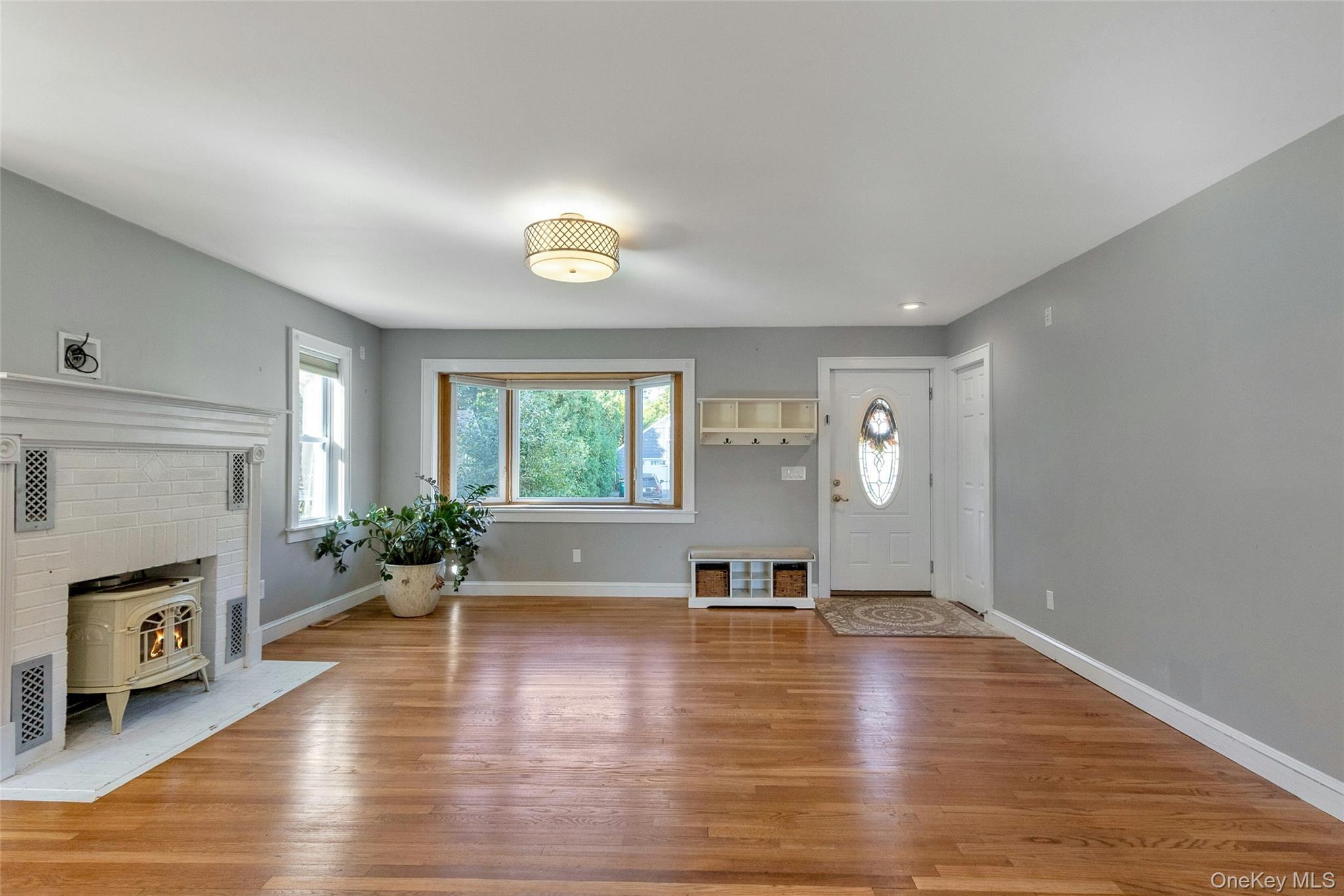 10 Lakeview Avenue, Poughkeepsie, NY 12601