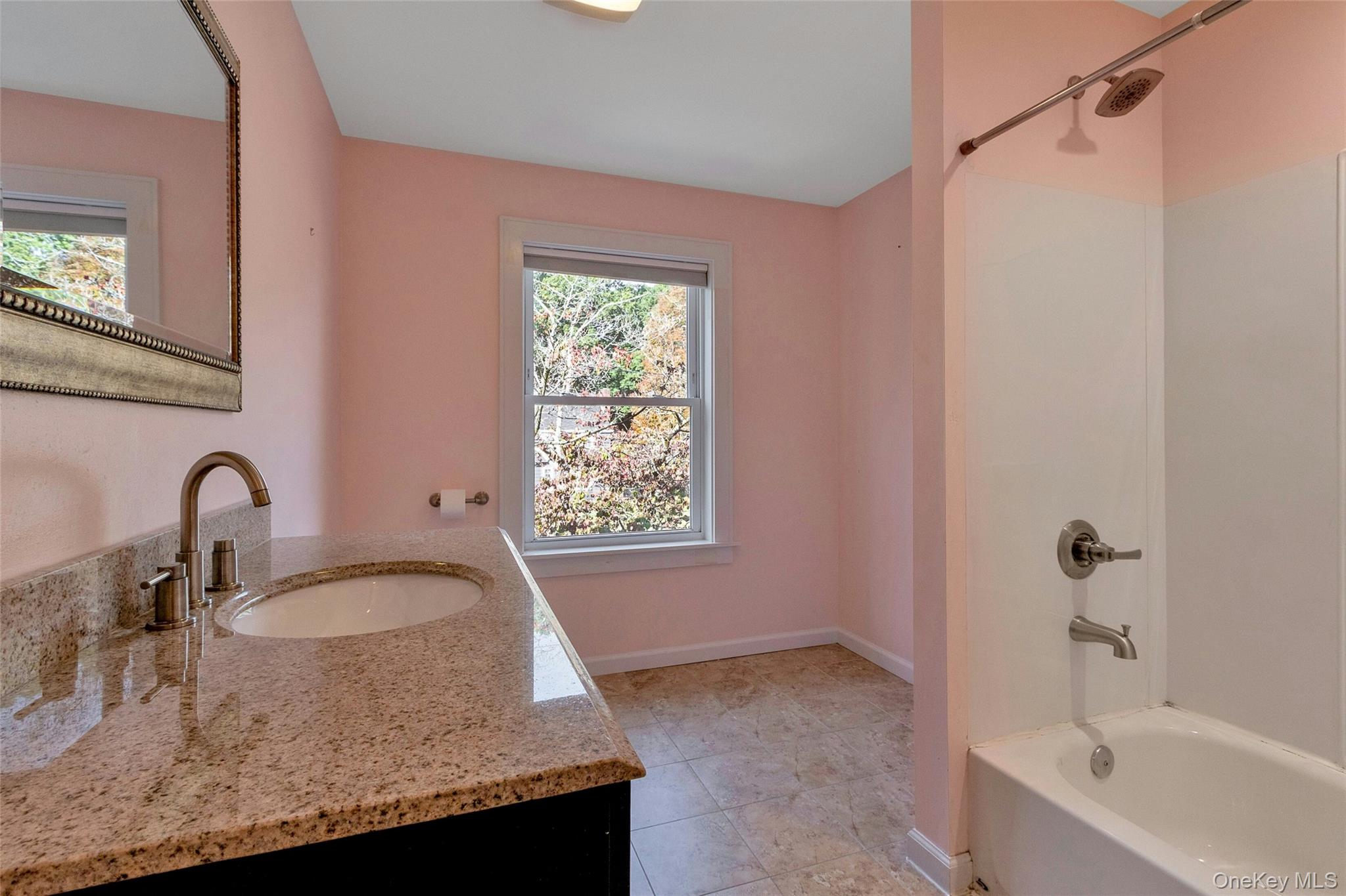 10 Lakeview Avenue, Poughkeepsie, NY 12601