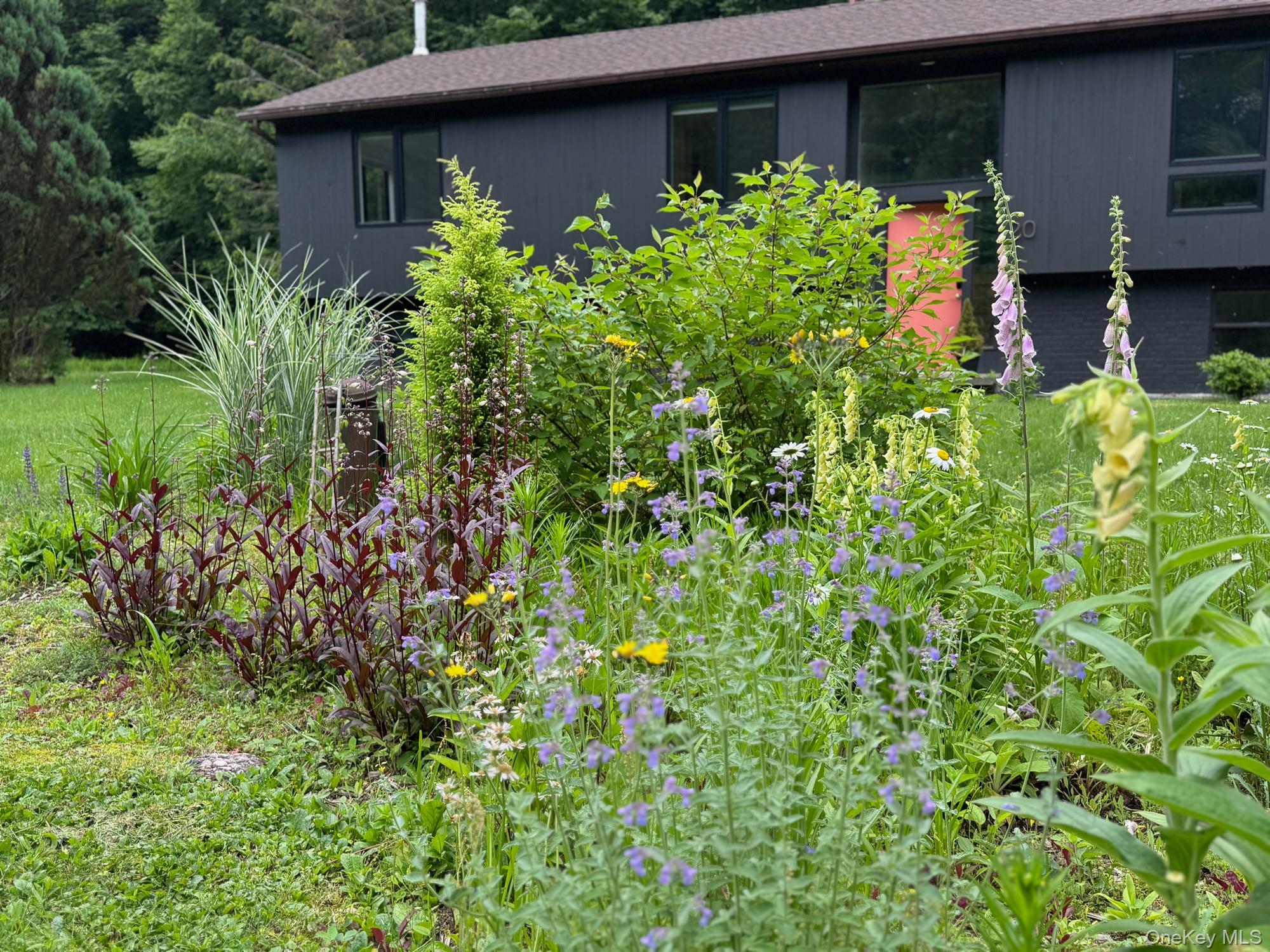 20 Saw Mill Road, Claryville, NY 12725