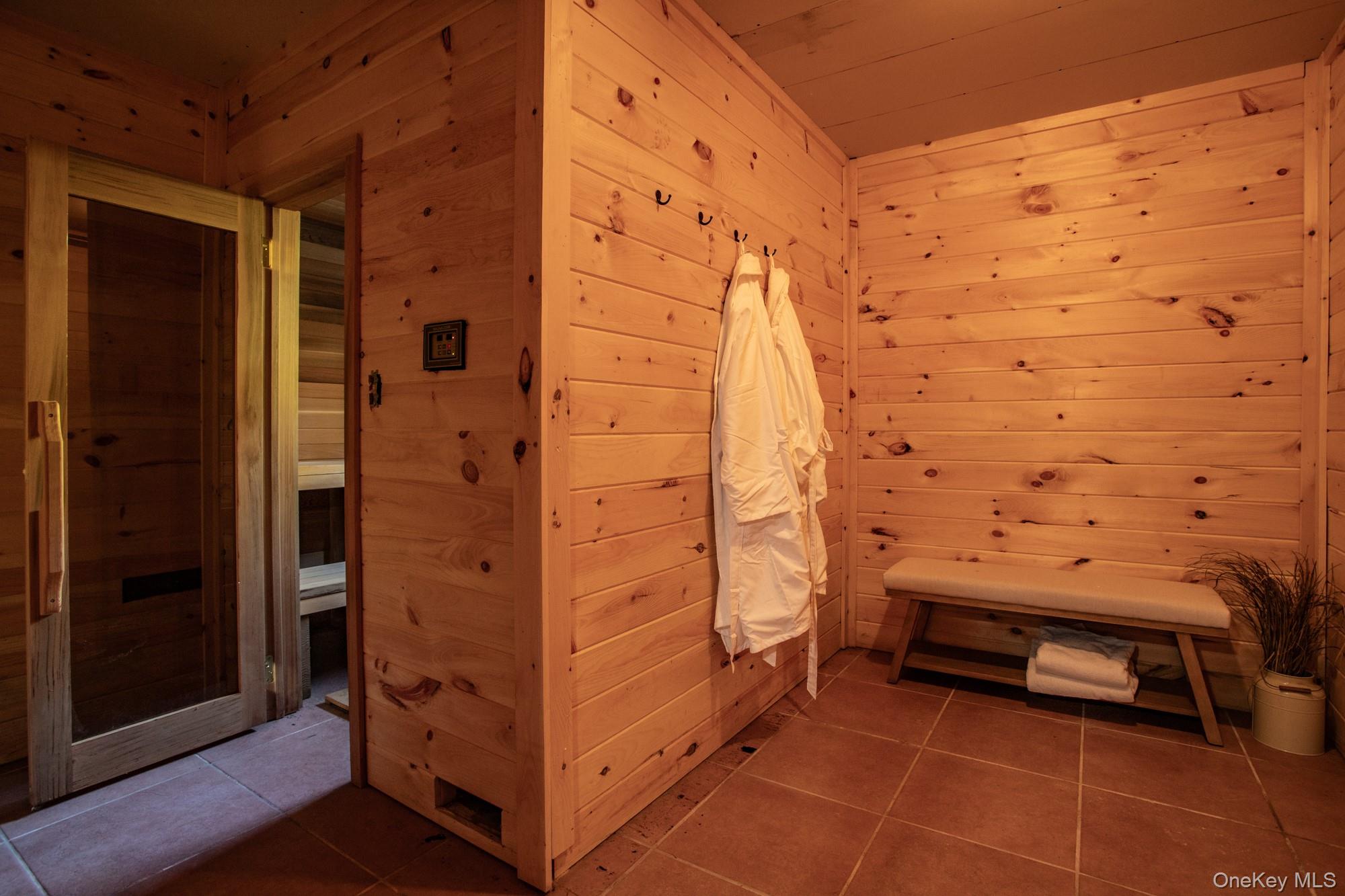 20 Saw Mill Road, Claryville, NY 12725