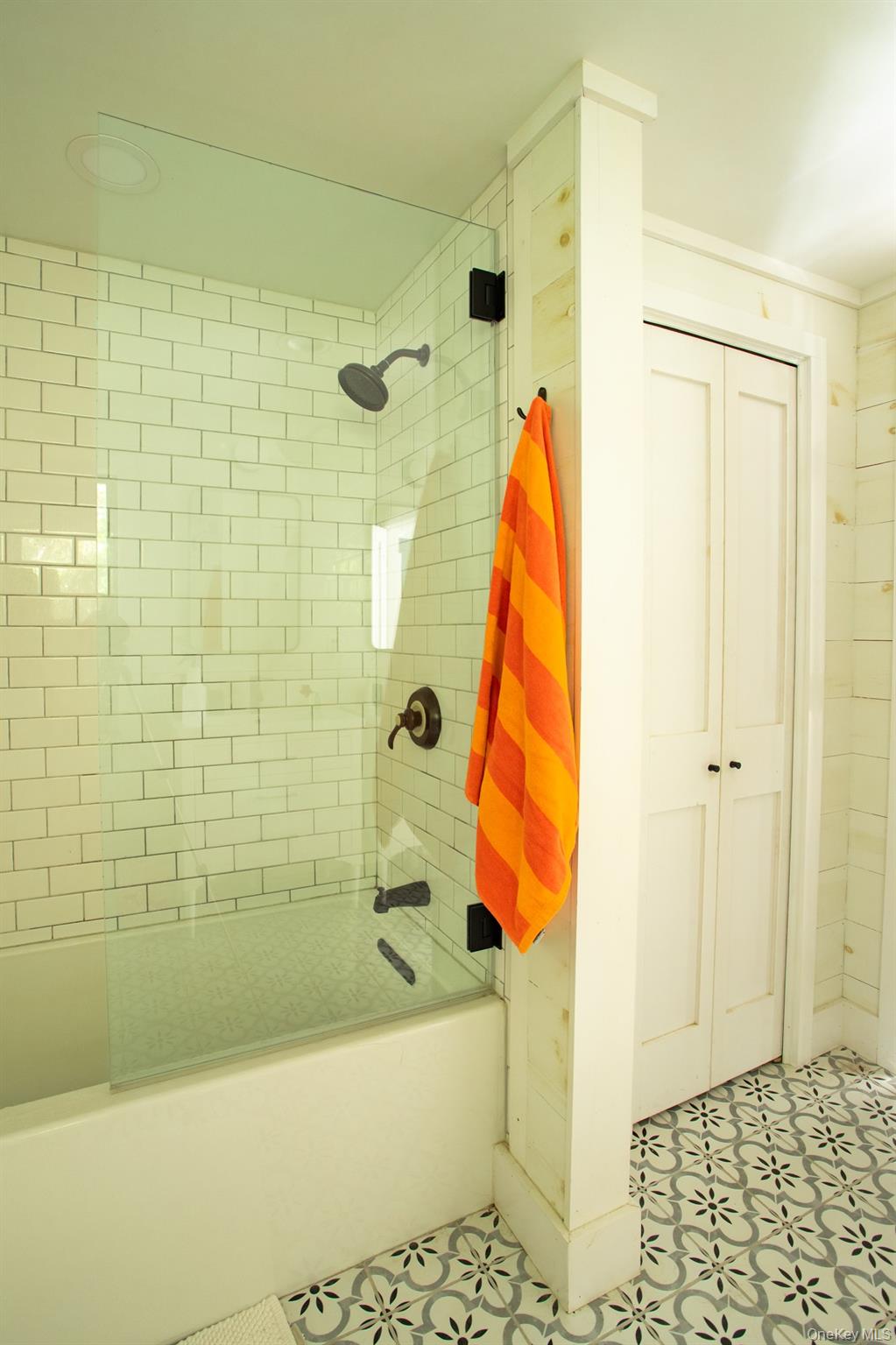 20 Saw Mill Road, Claryville, NY 12725