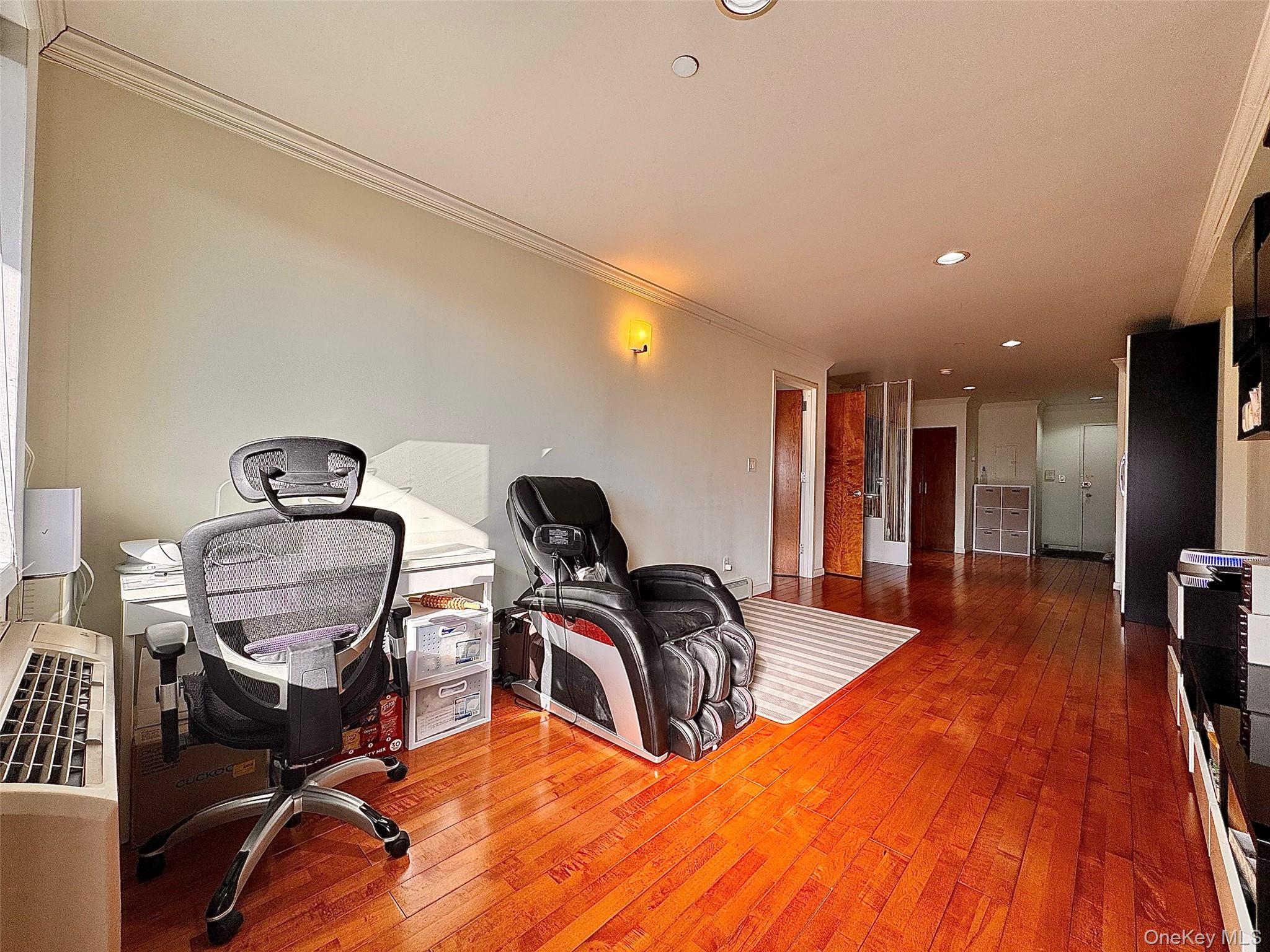 37-10 149th Place # 3A, Flushing, NY 11354