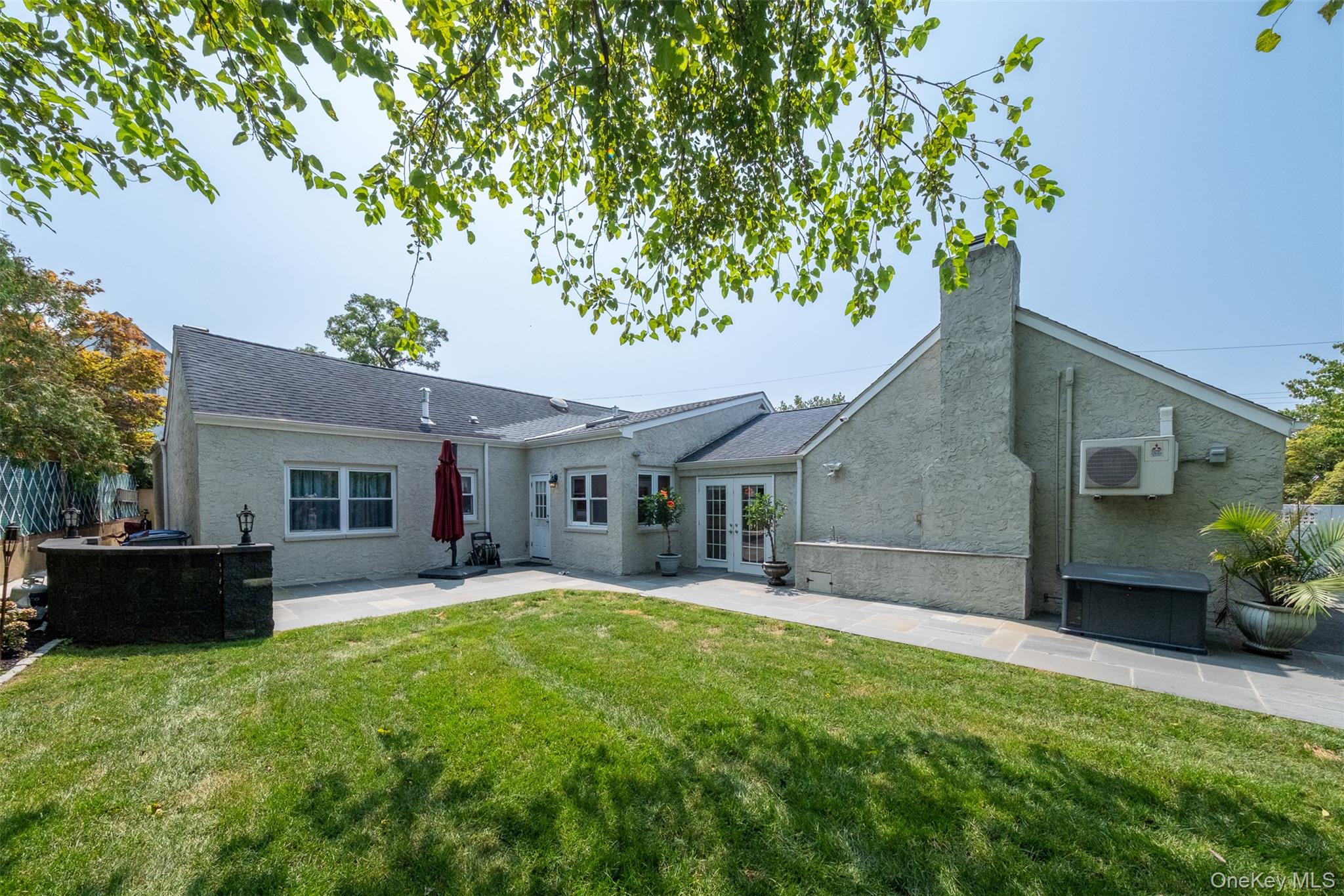 982 Split Rock Road, Pelham, NY 10803