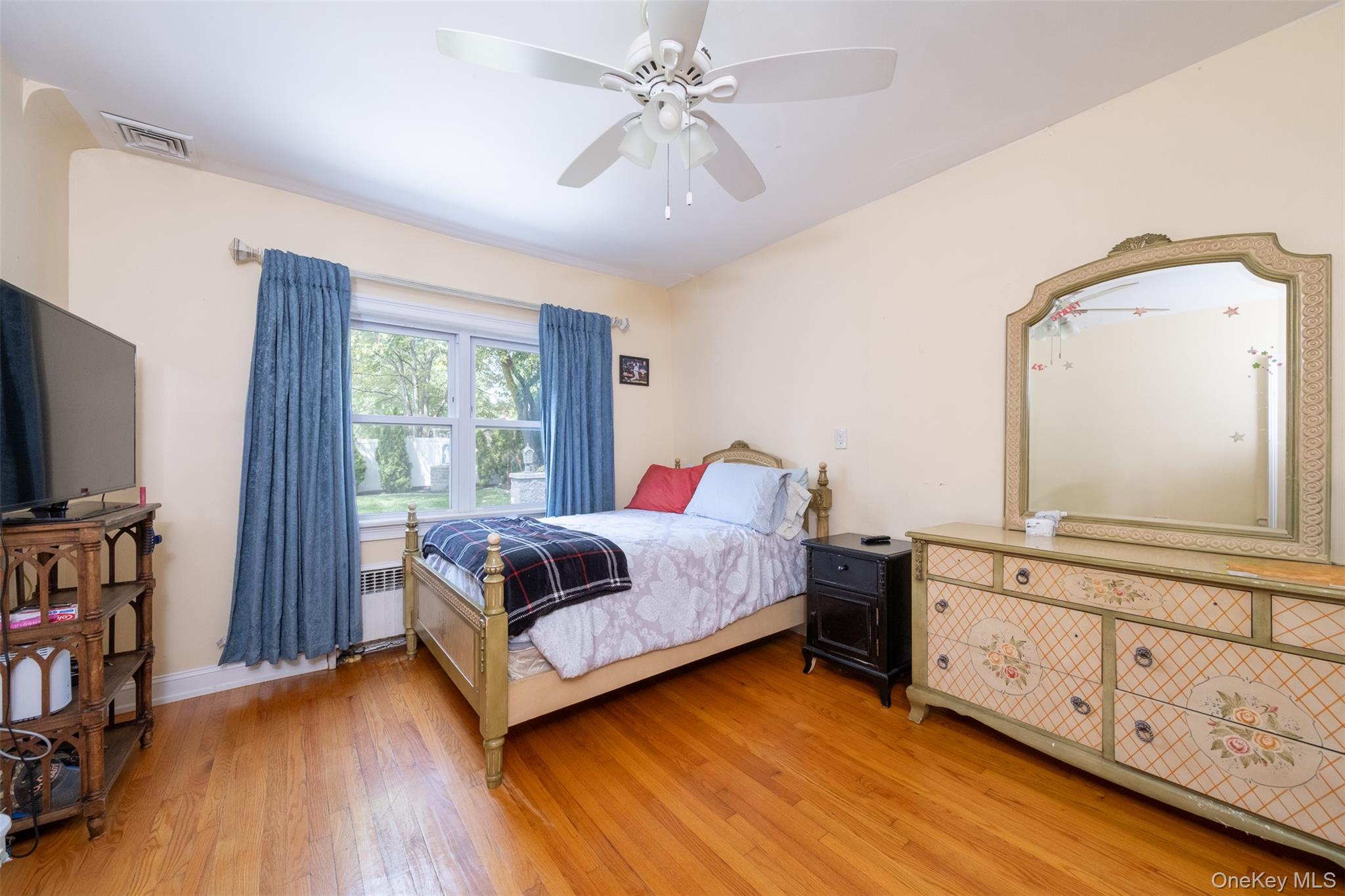 982 Split Rock Road, Pelham, NY 10803