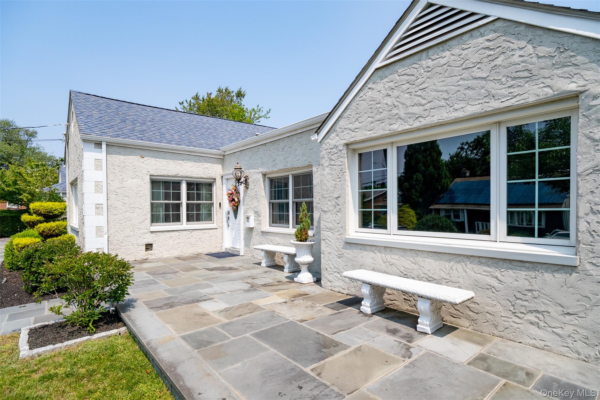 982 Split Rock Road, Pelham, NY 10803