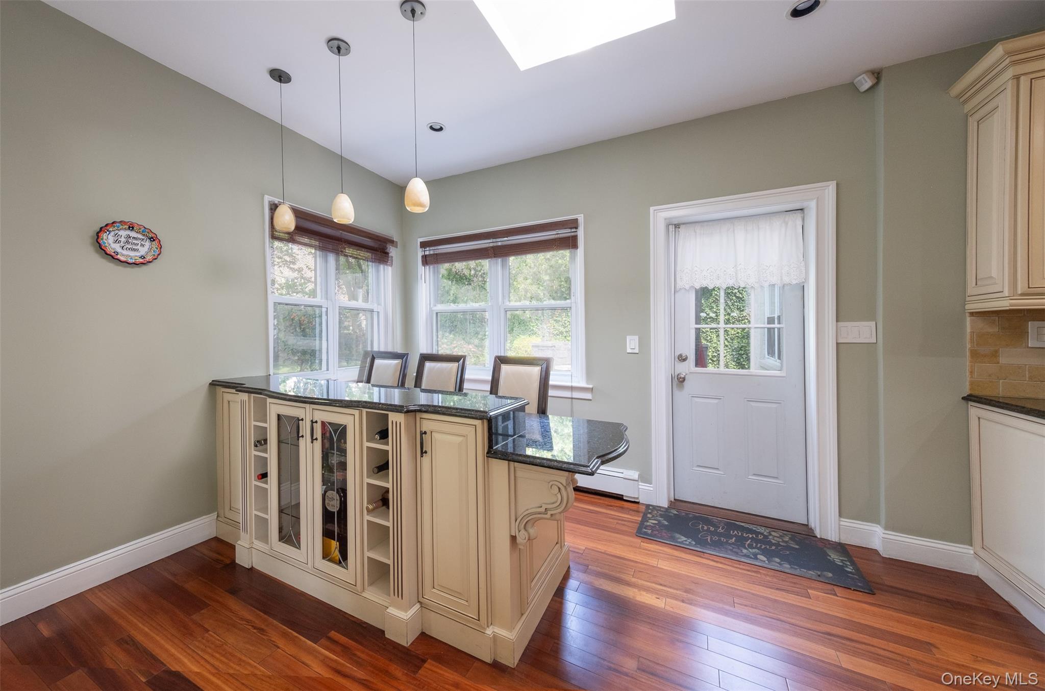 982 Split Rock Road, Pelham, NY 10803