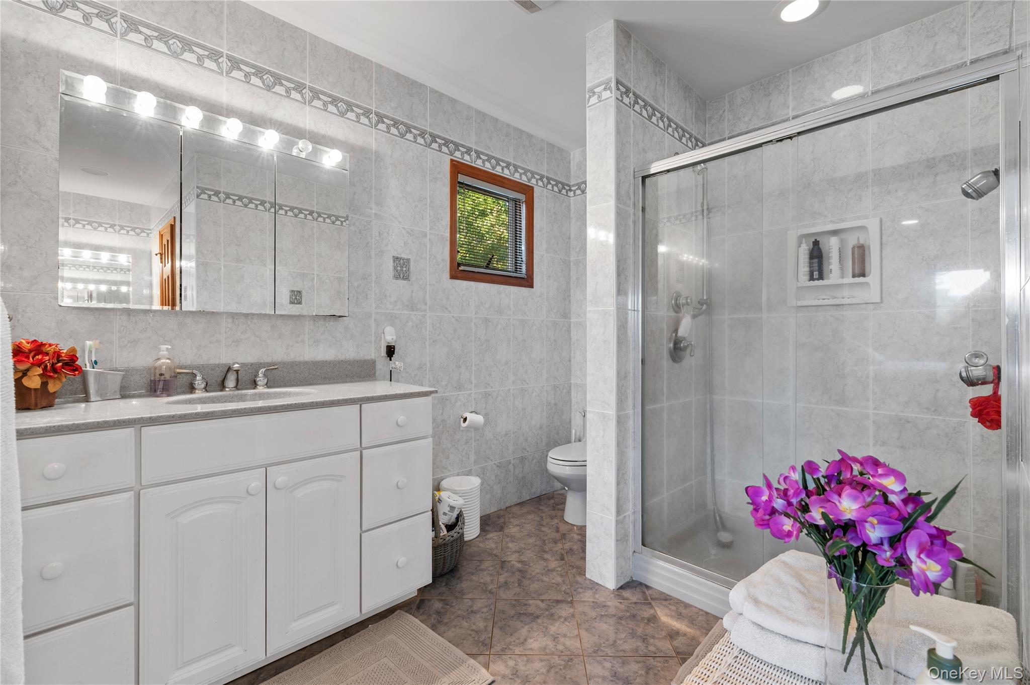 287 E Rockaway Road, Hewlett Harbor, NY 11557