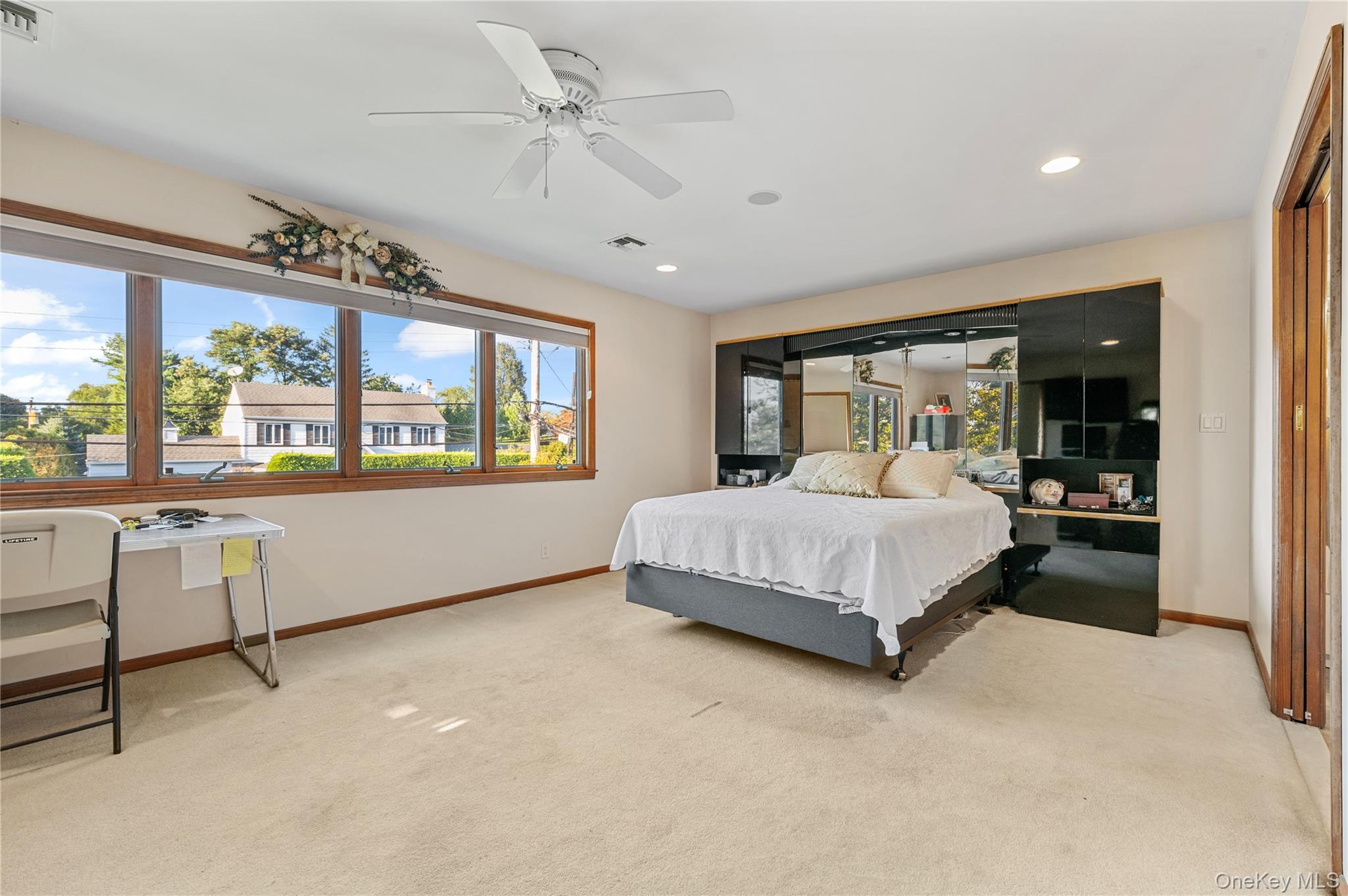 287 E Rockaway Road, Hewlett Harbor, NY 11557