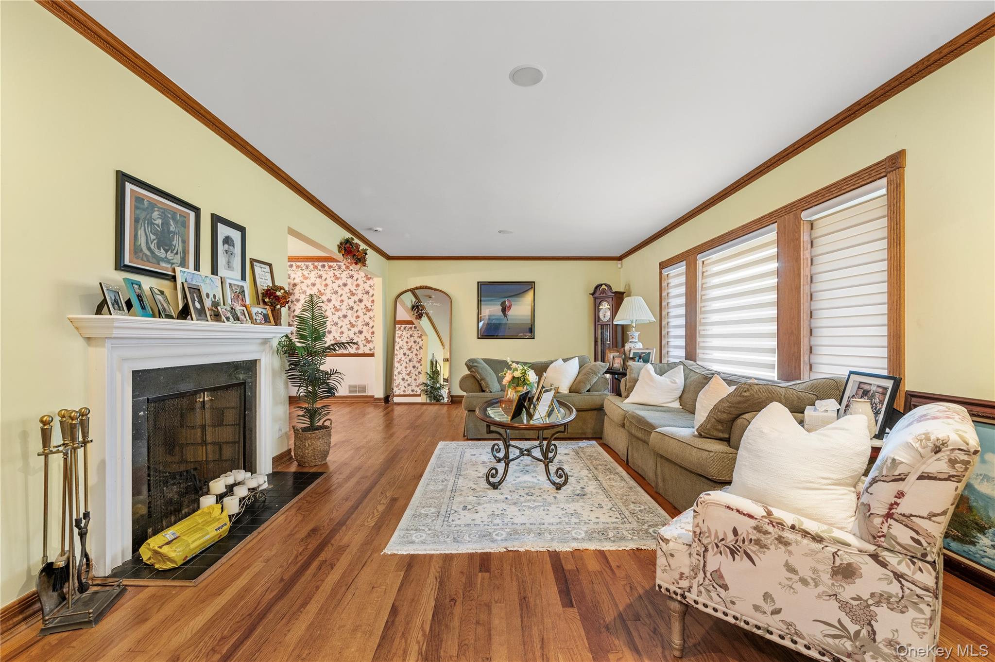 287 E Rockaway Road, Hewlett Harbor, NY 11557