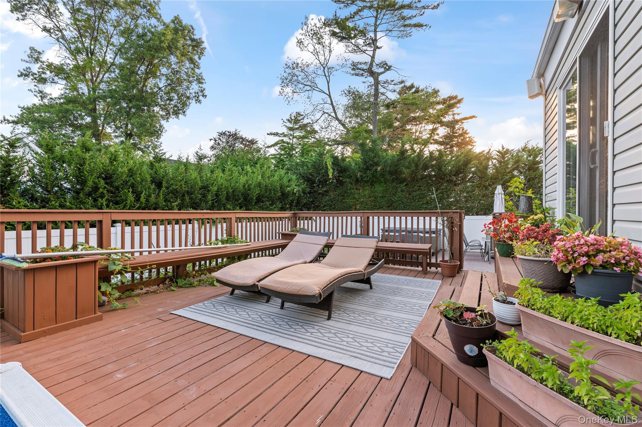 287 E Rockaway Road, Hewlett Harbor, NY 11557