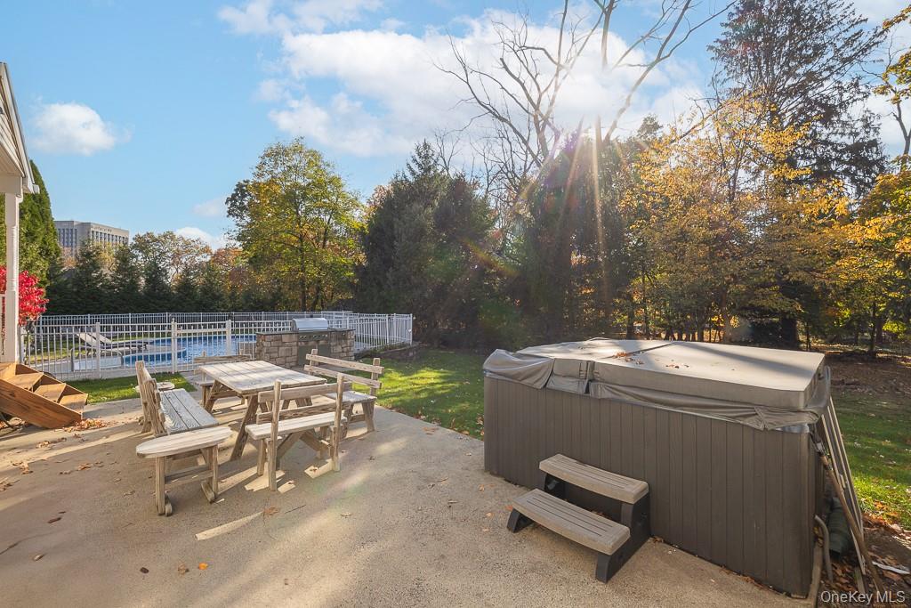 332 S Middletown Road, Pearl River, NY 10965