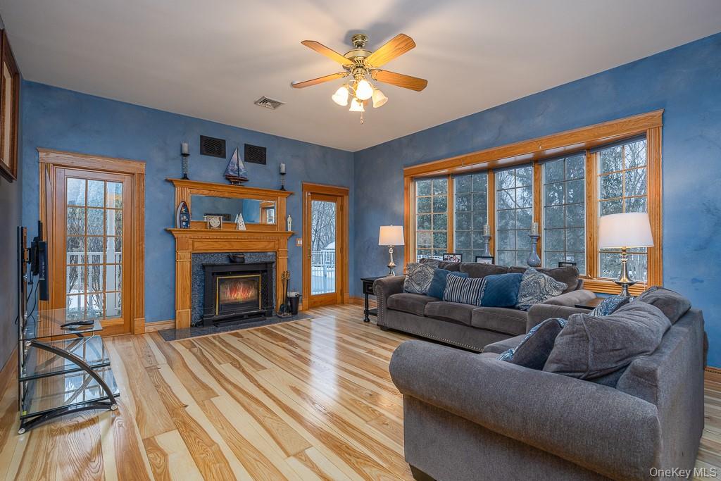 332 S Middletown Road, Pearl River, NY 10965