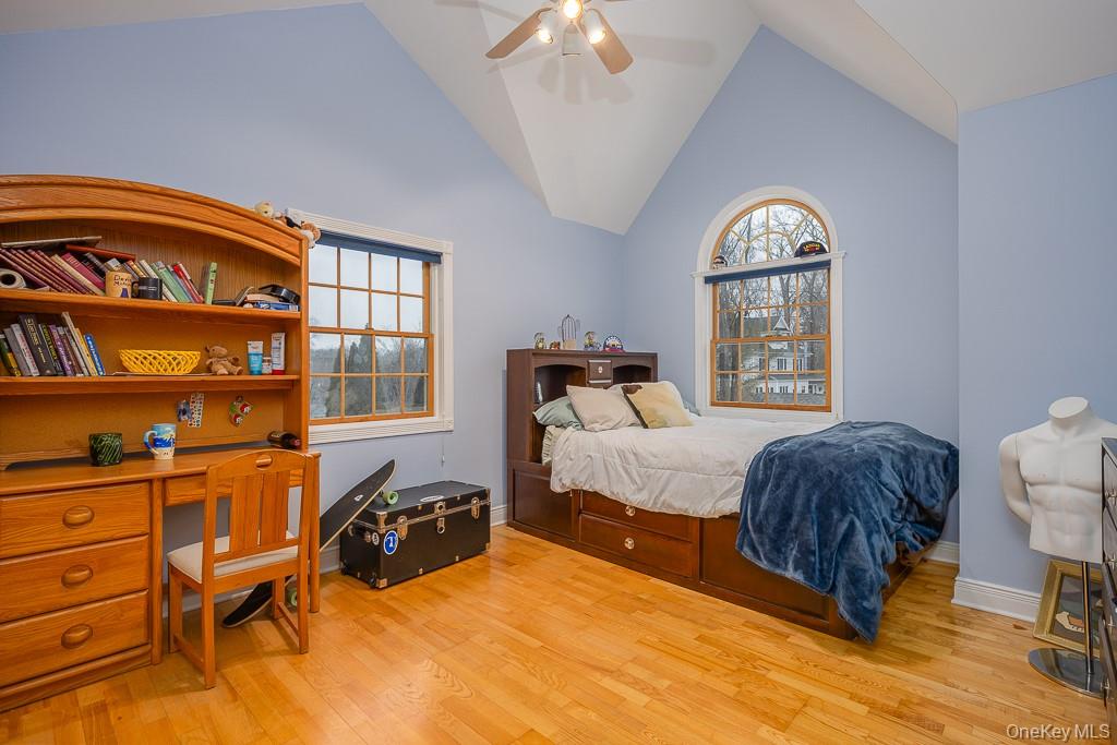 332 S Middletown Road, Pearl River, NY 10965