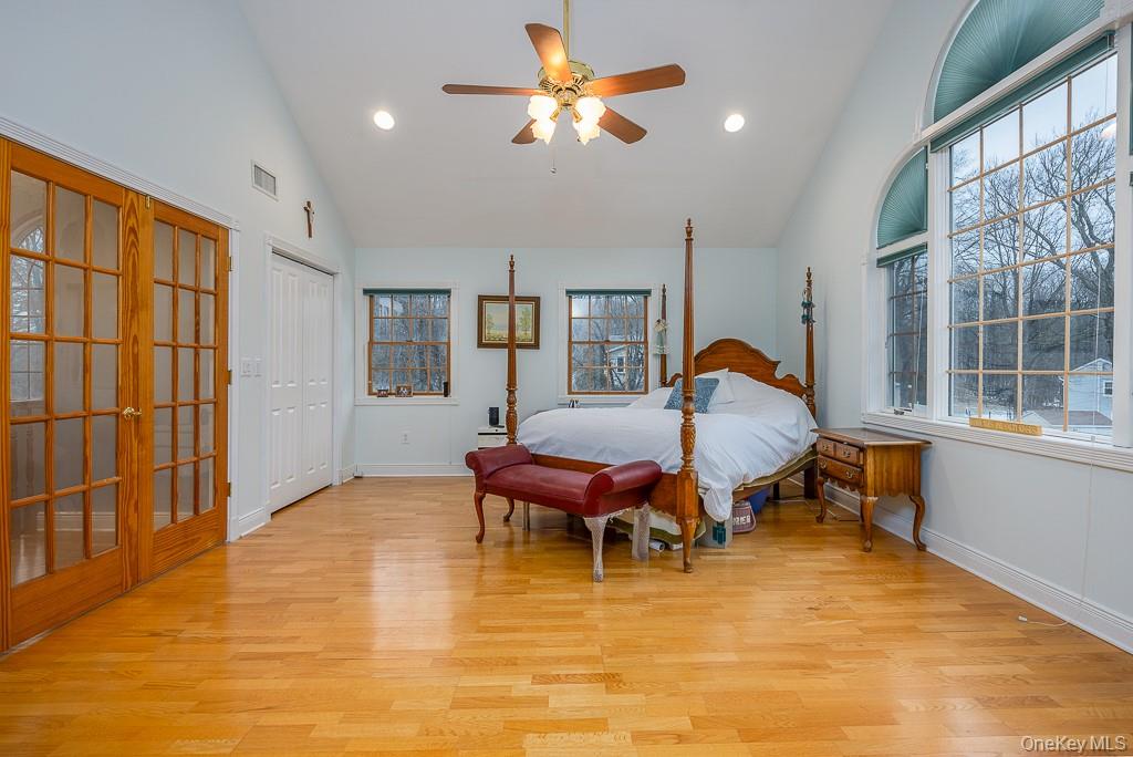 332 S Middletown Road, Pearl River, NY 10965