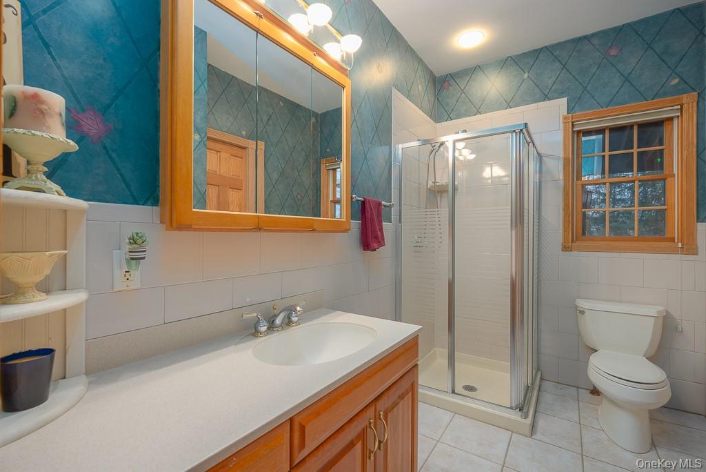 332 S Middletown Road, Pearl River, NY 10965