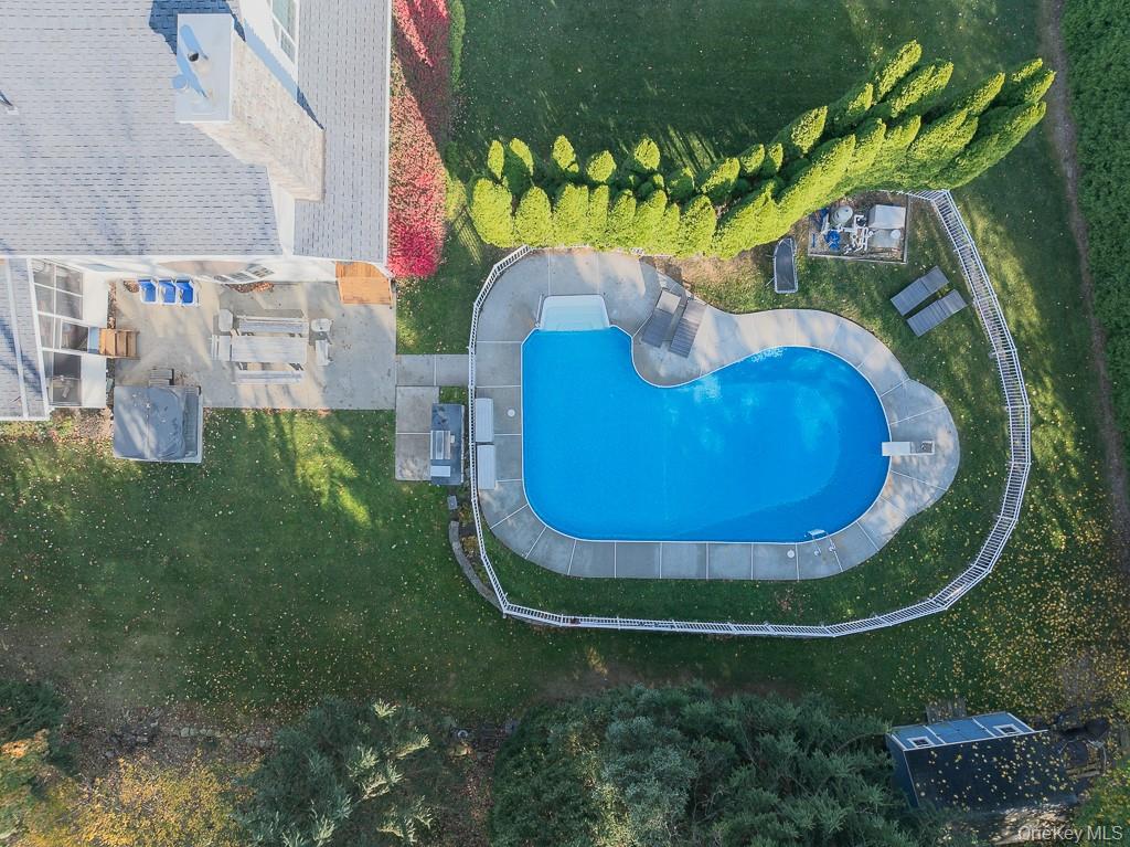 332 S Middletown Road, Pearl River, NY 10965