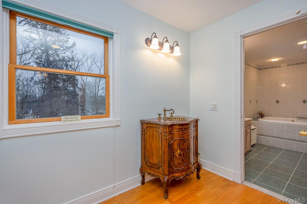 332 S Middletown Road, Pearl River, NY 10965