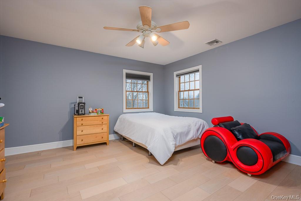 332 S Middletown Road, Pearl River, NY 10965