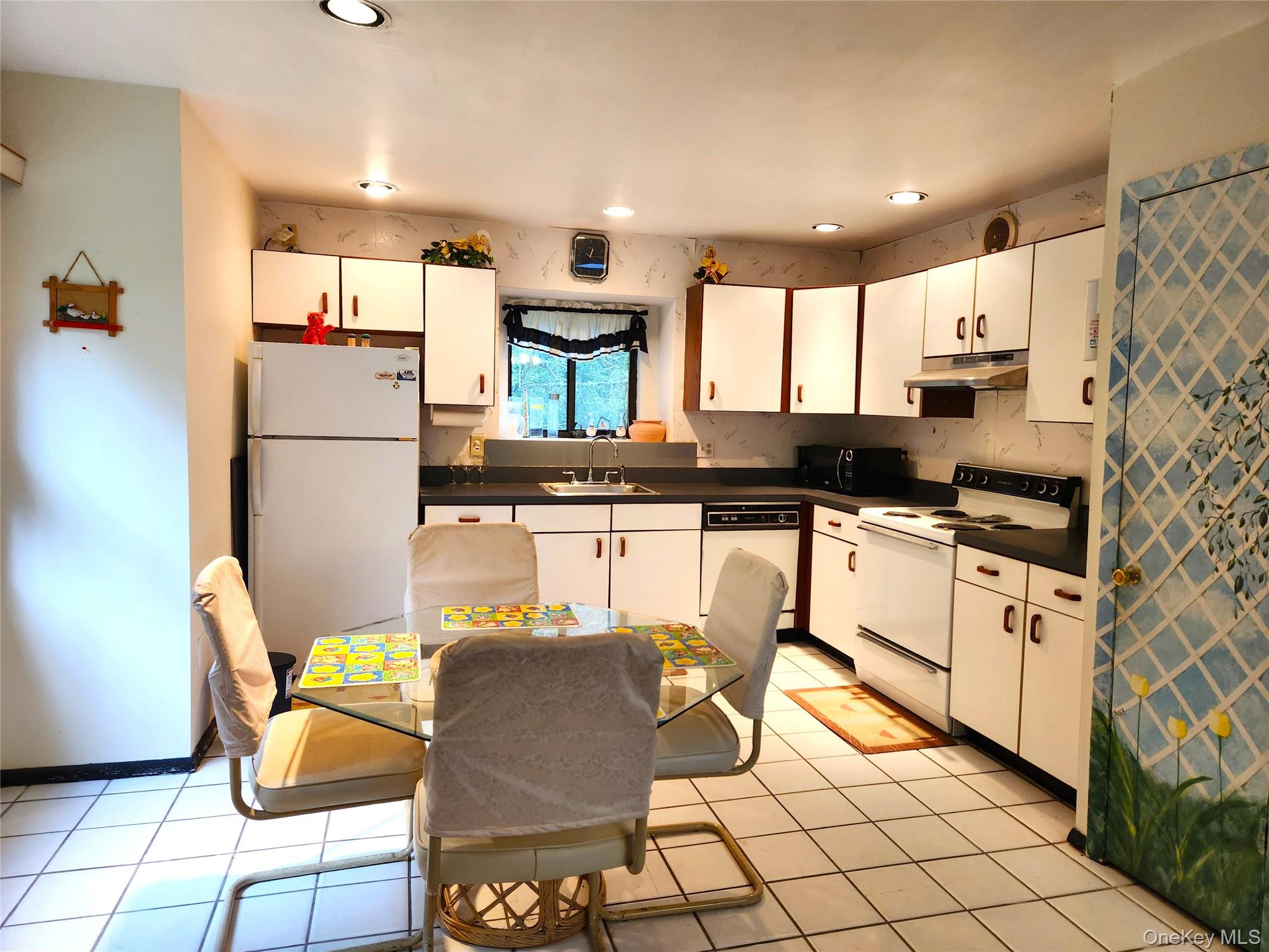 19 Gina Lane, Smallwood, NY 12778