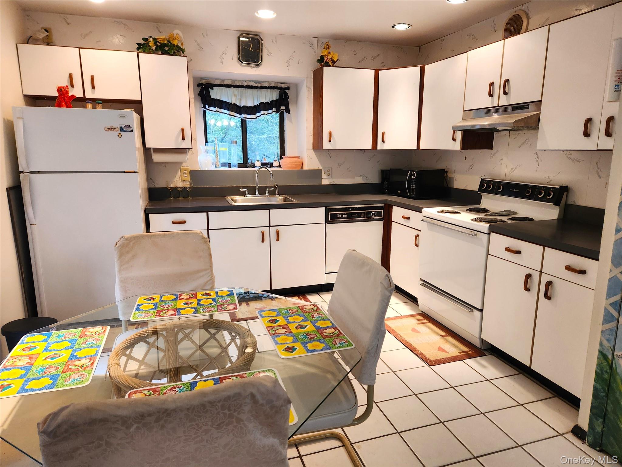 19 Gina Lane, Smallwood, NY 12778