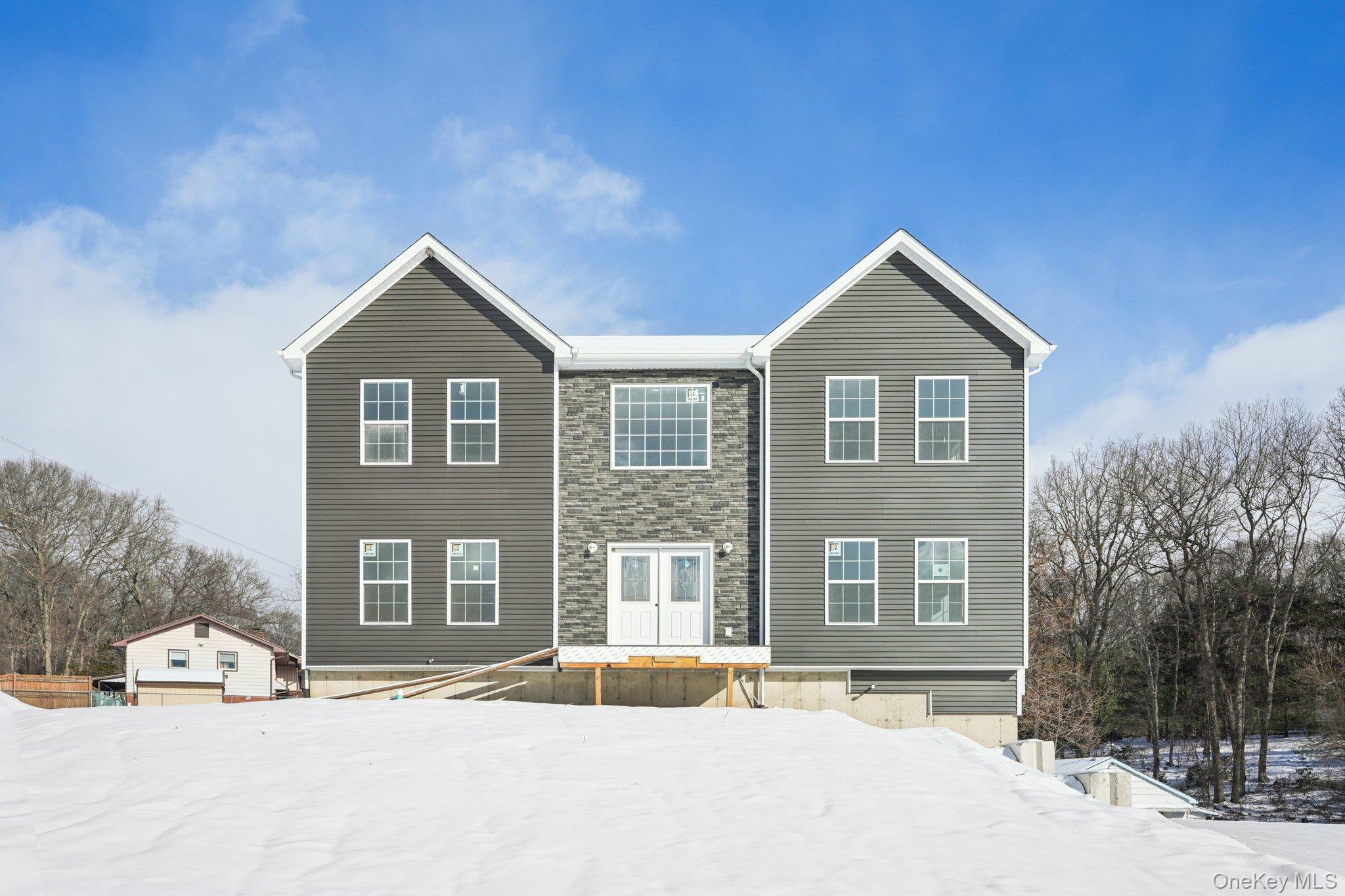 10 Vargas Circle, Stony Point, NY 10980