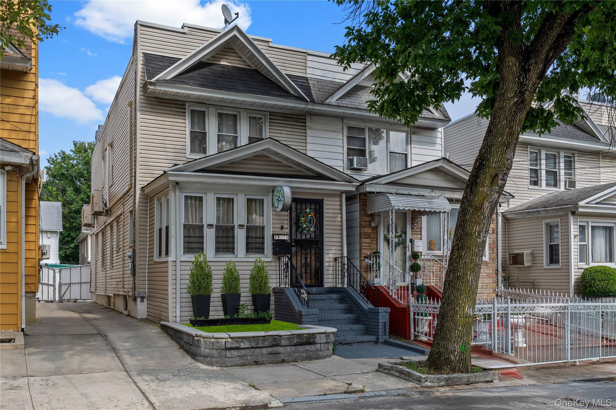 8913 85th Street, Woodhaven, NY 11421