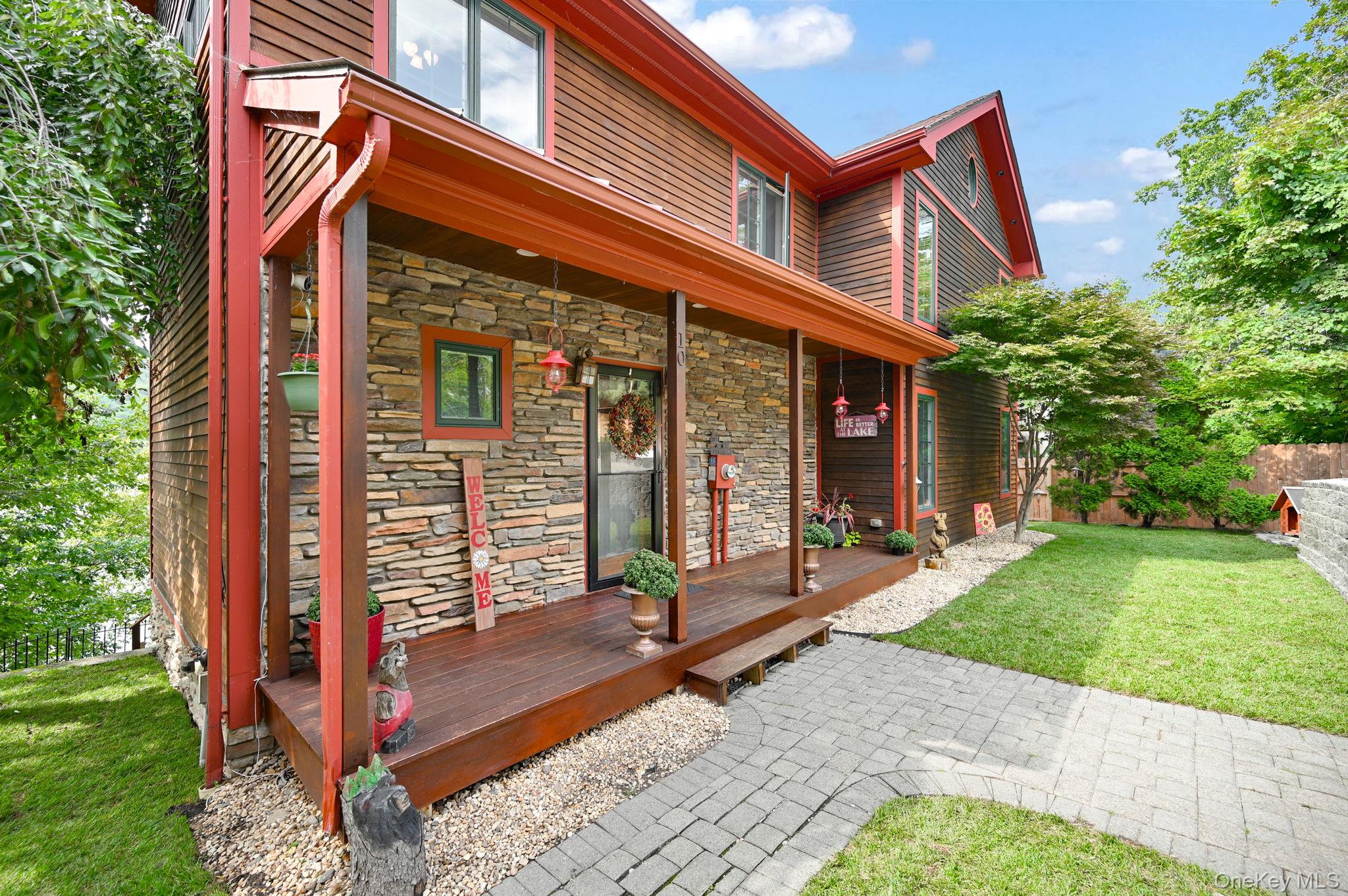 10 Van Orden Lane, Greenwood Lake, NY 10925