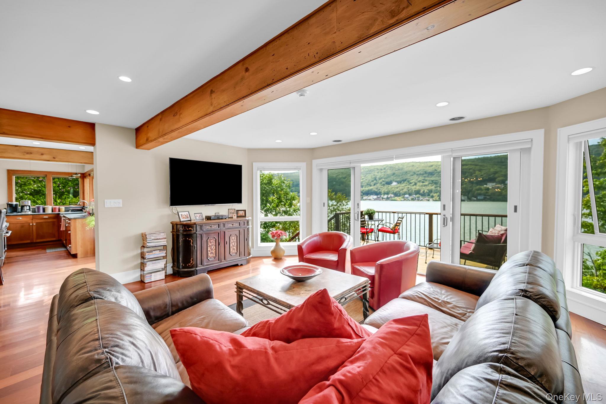 10 Van Orden Lane, Greenwood Lake, NY 10925