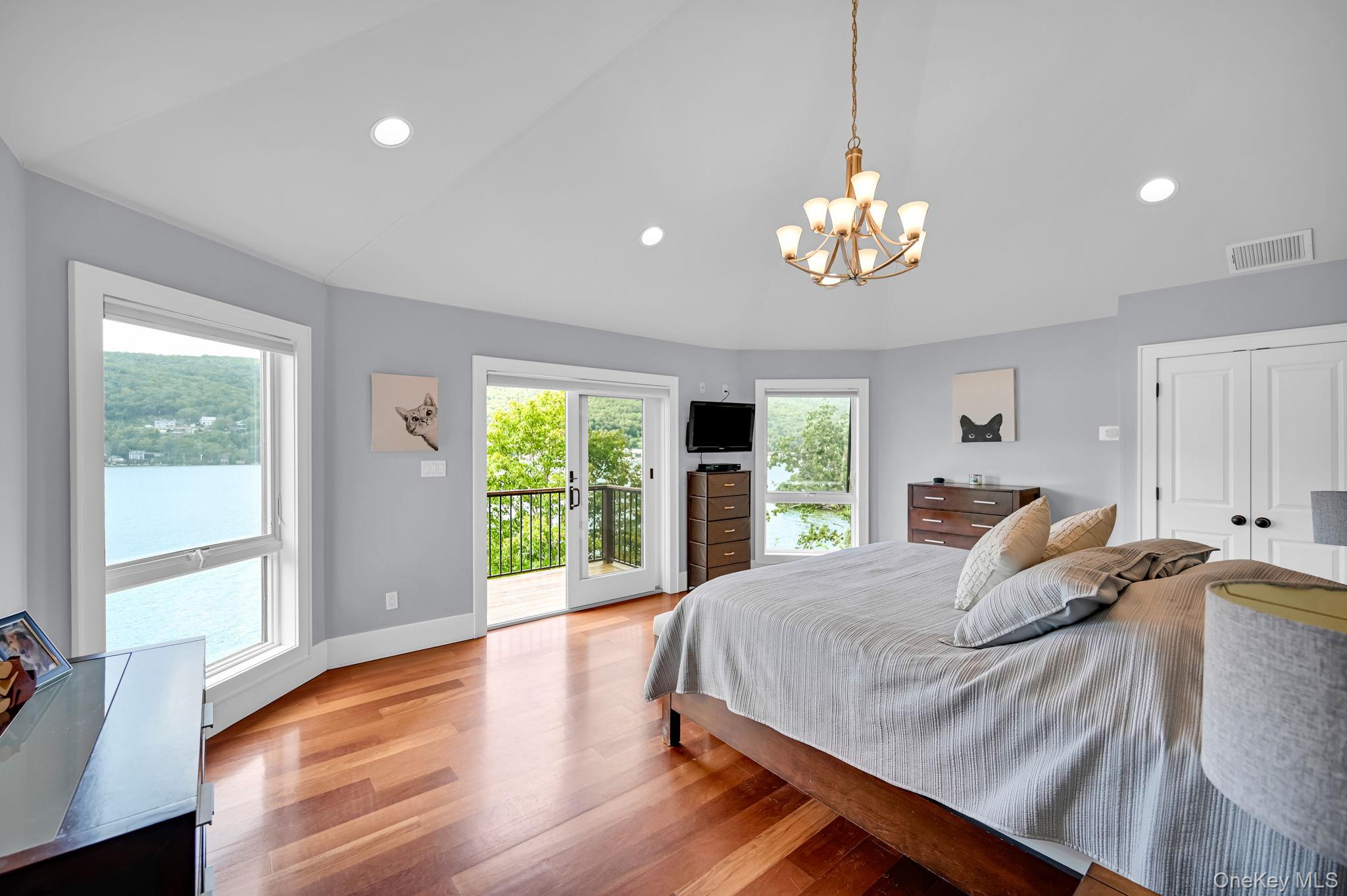 10 Van Orden Lane, Greenwood Lake, NY 10925