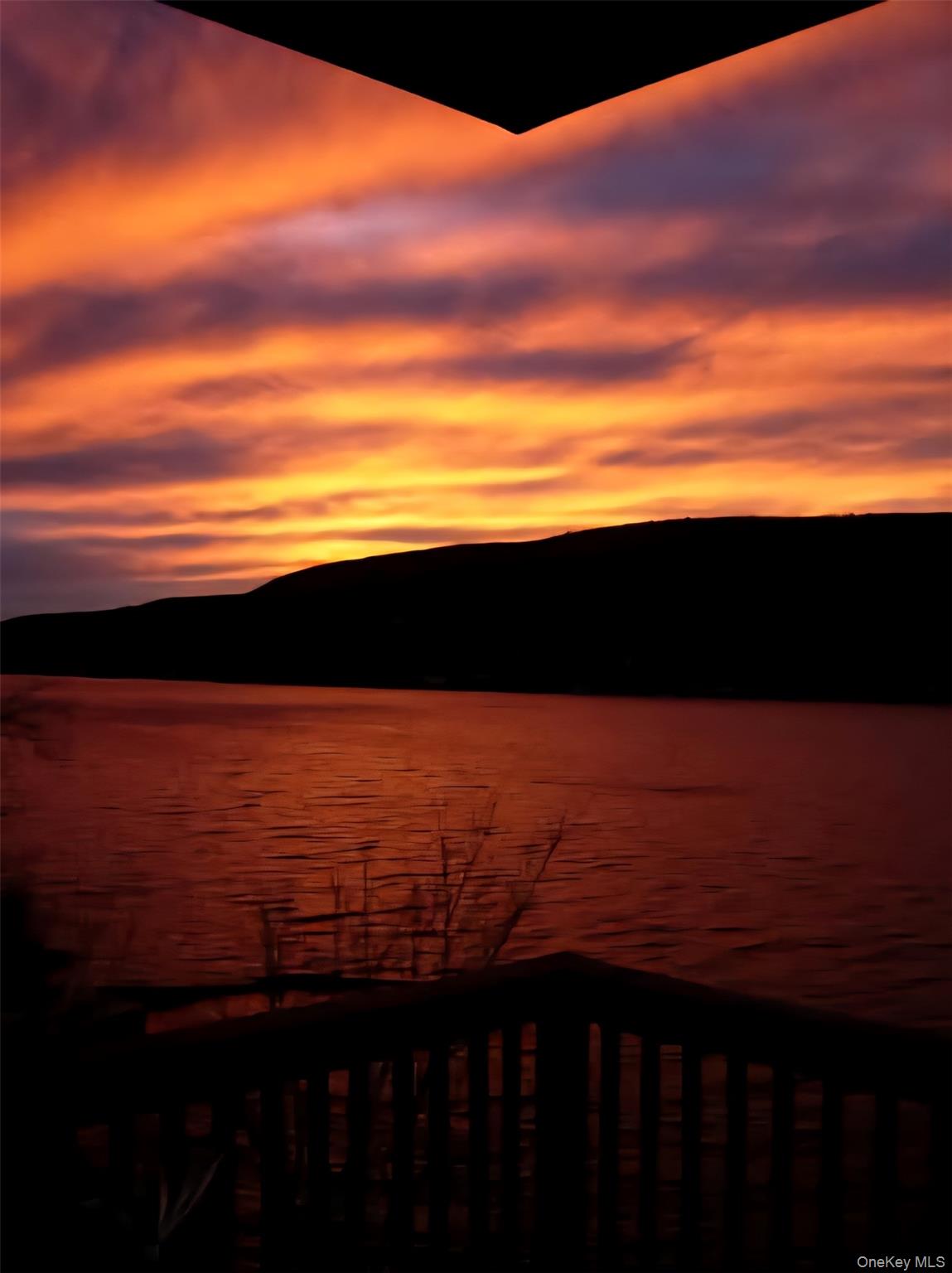 10 Van Orden Lane, Greenwood Lake, NY 10925