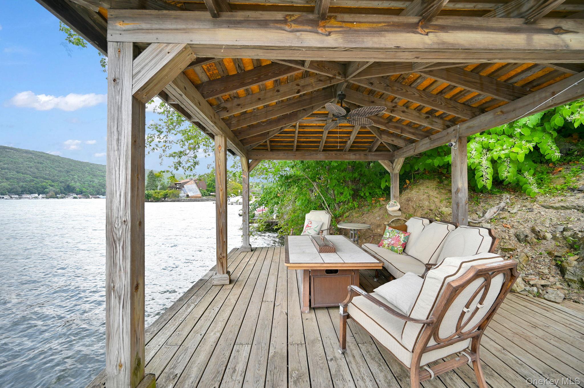 10 Van Orden Lane, Greenwood Lake, NY 10925