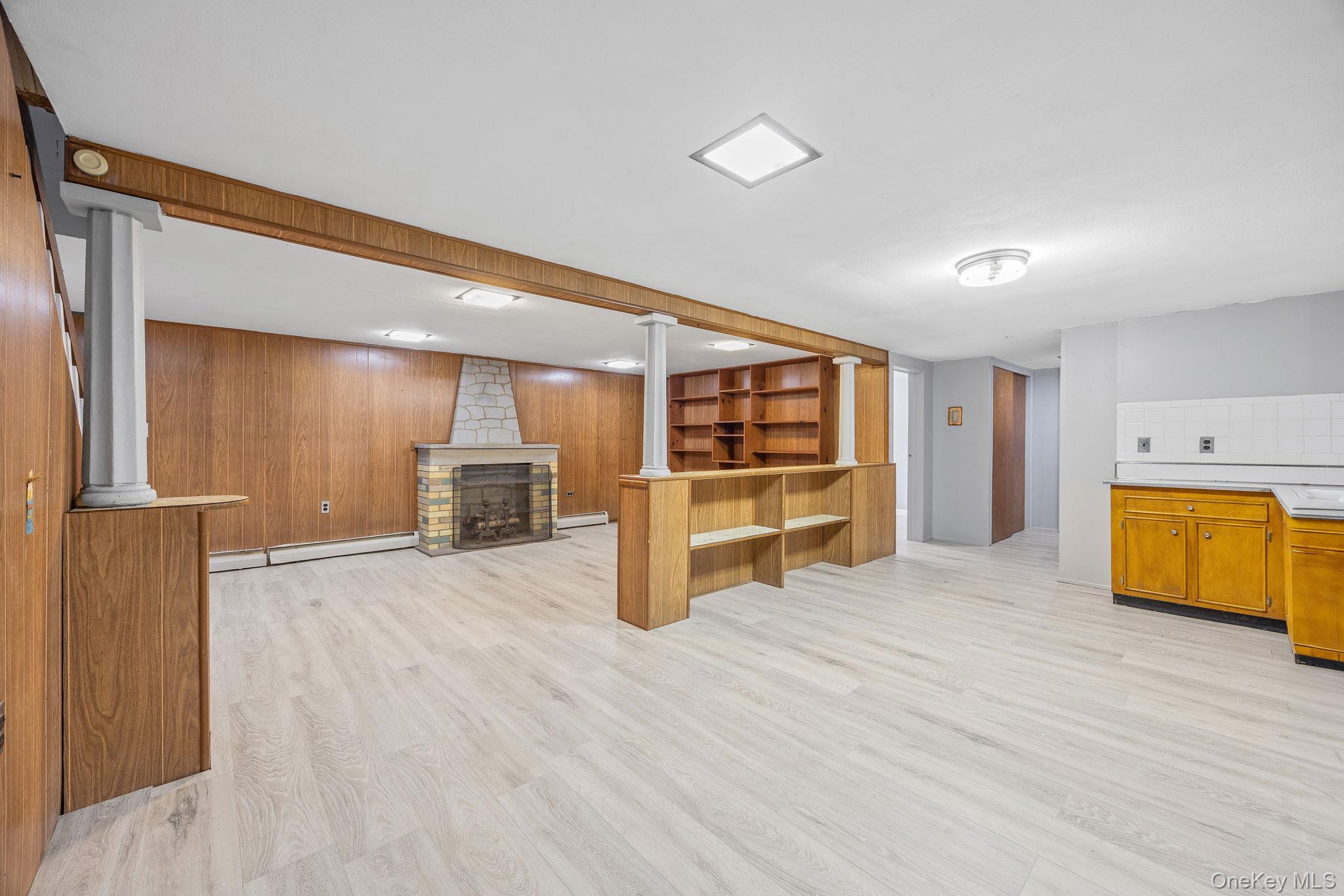 37 Bailey Avenue, Bay Shore, NY 11706