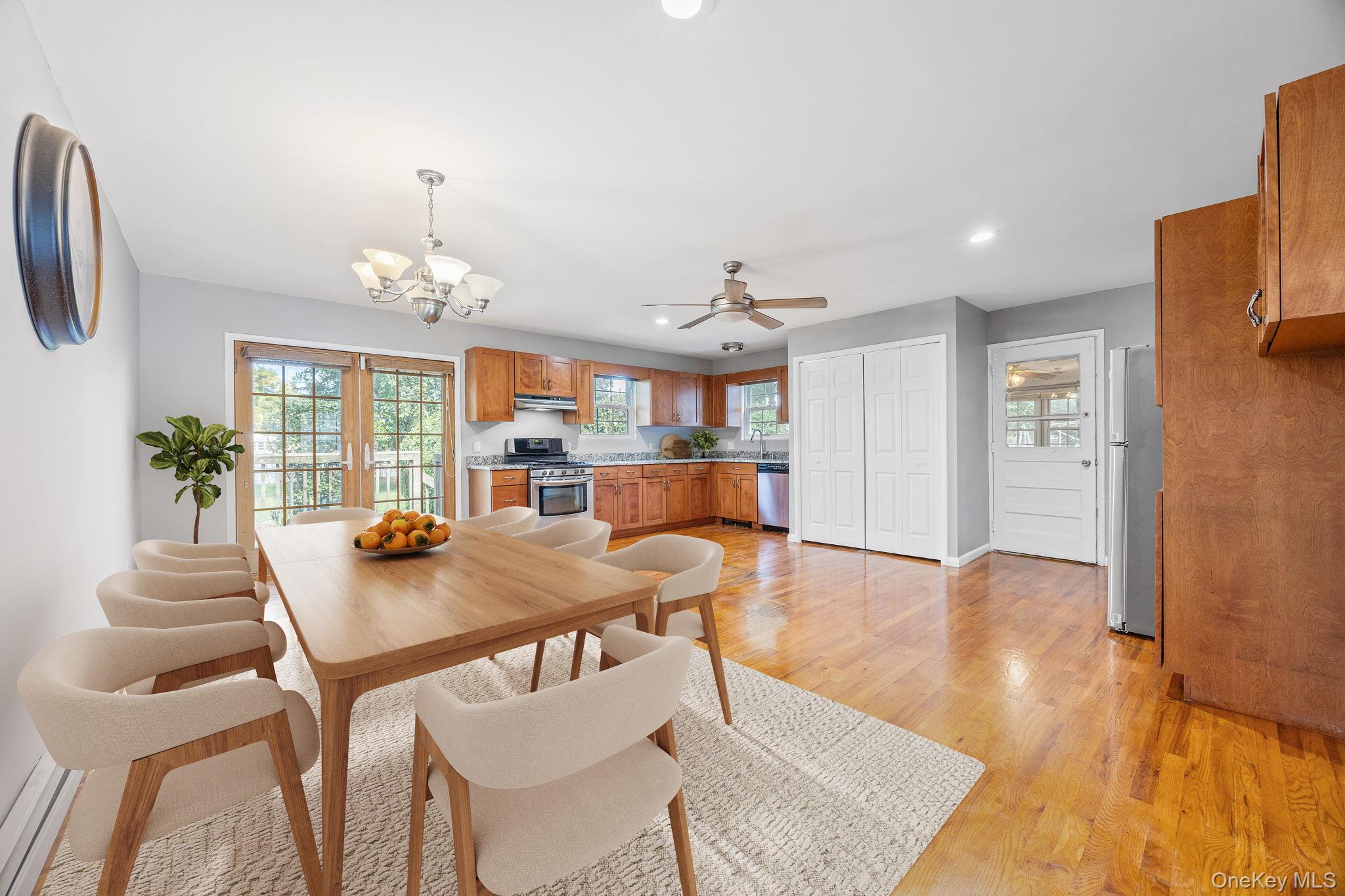 37 Bailey Avenue, Bay Shore, NY 11706