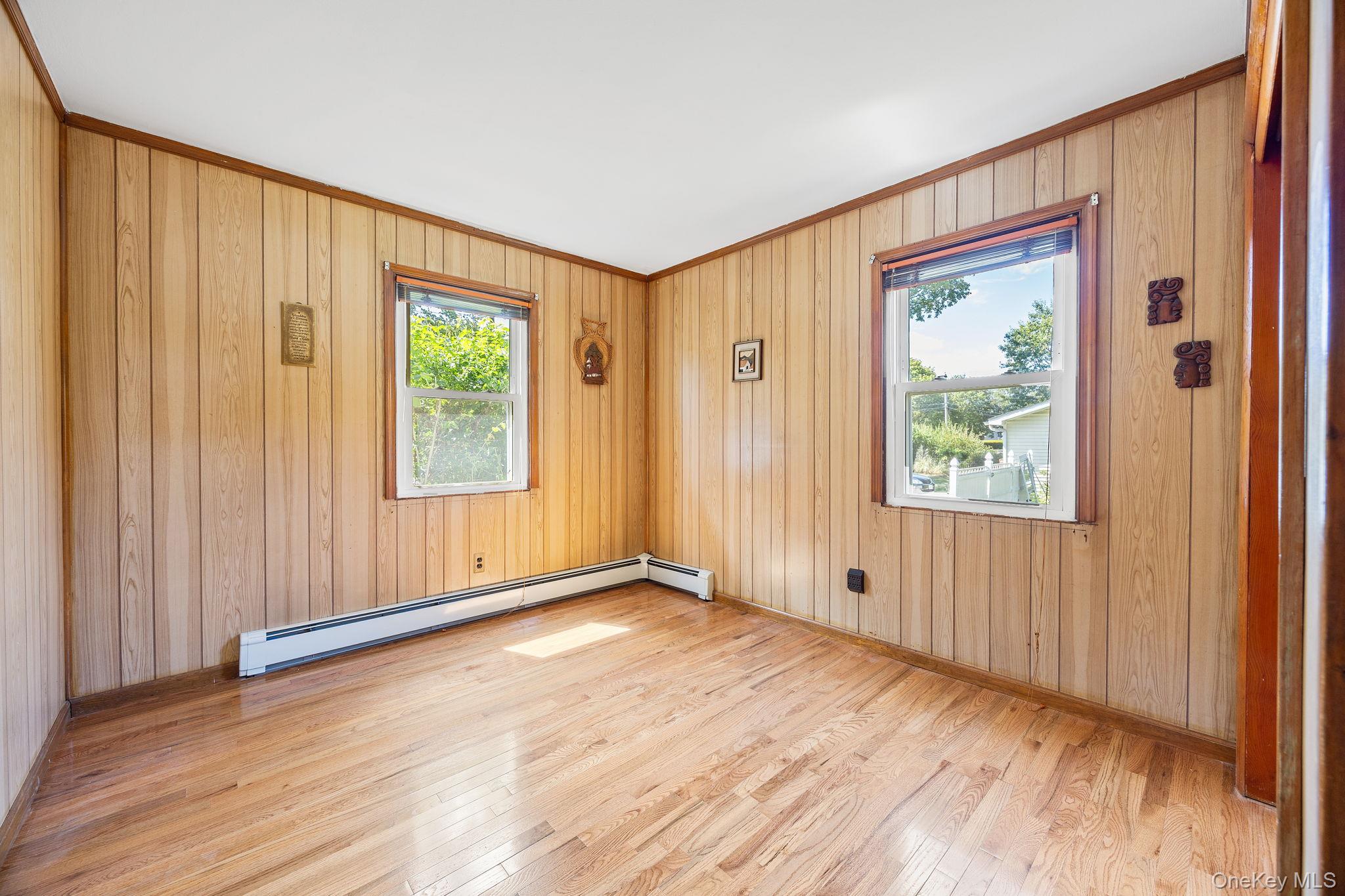 37 Bailey Avenue, Bay Shore, NY 11706