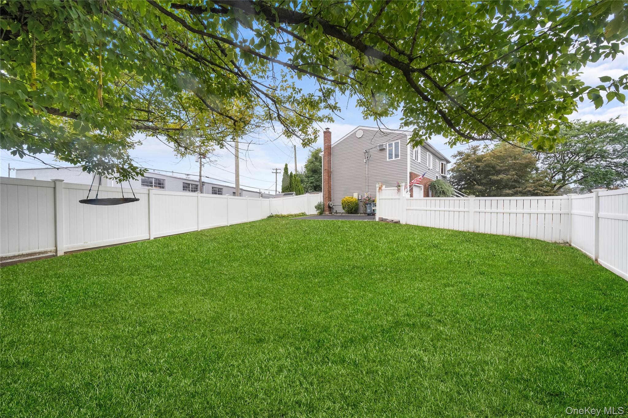 209 28th Street, Lindenhurst, NY 11757