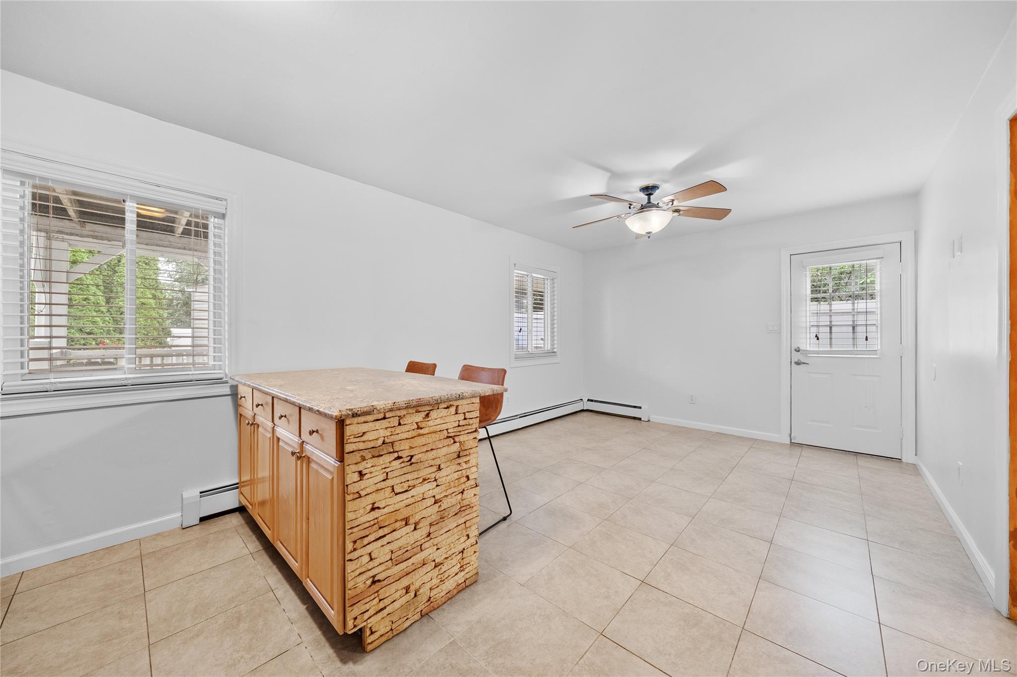 209 28th Street, Lindenhurst, NY 11757