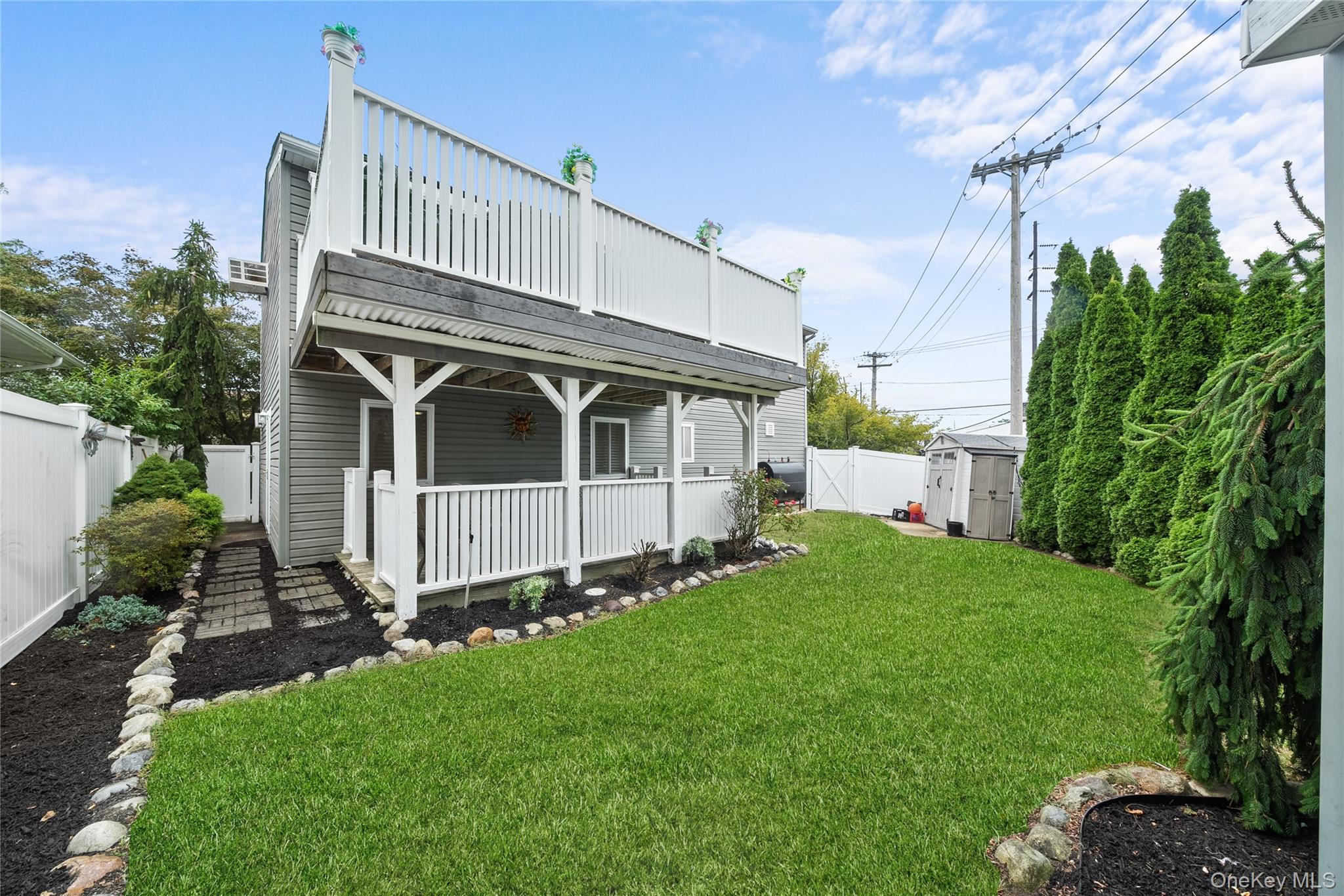 209 28th Street, Lindenhurst, NY 11757