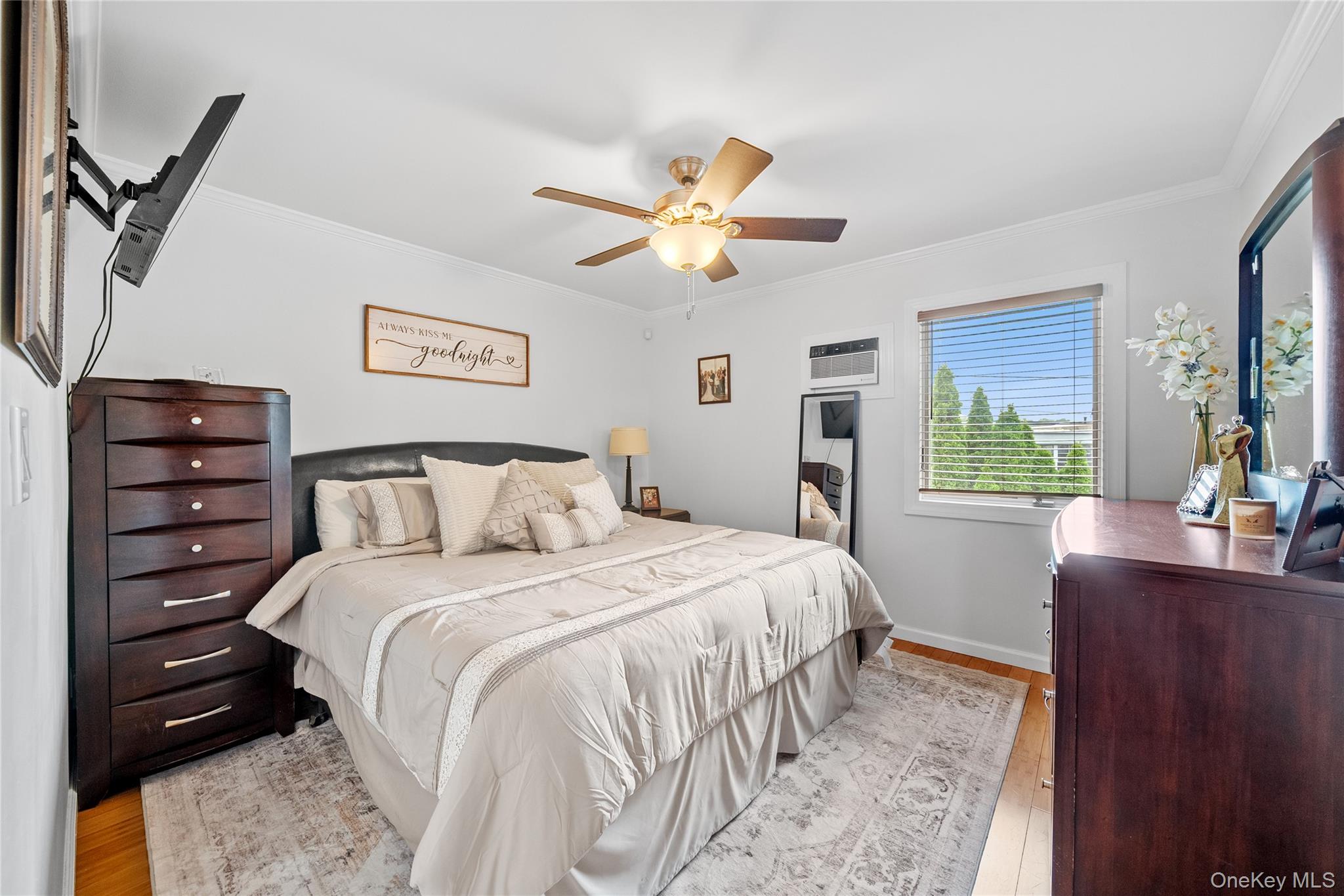 209 28th Street, Lindenhurst, NY 11757