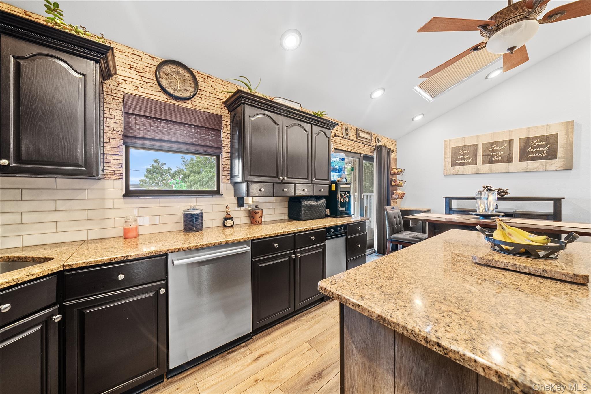 209 28th Street, Lindenhurst, NY 11757