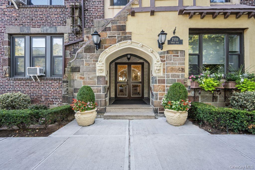 7101 Shore Road # 6E, Brooklyn, NY 11209