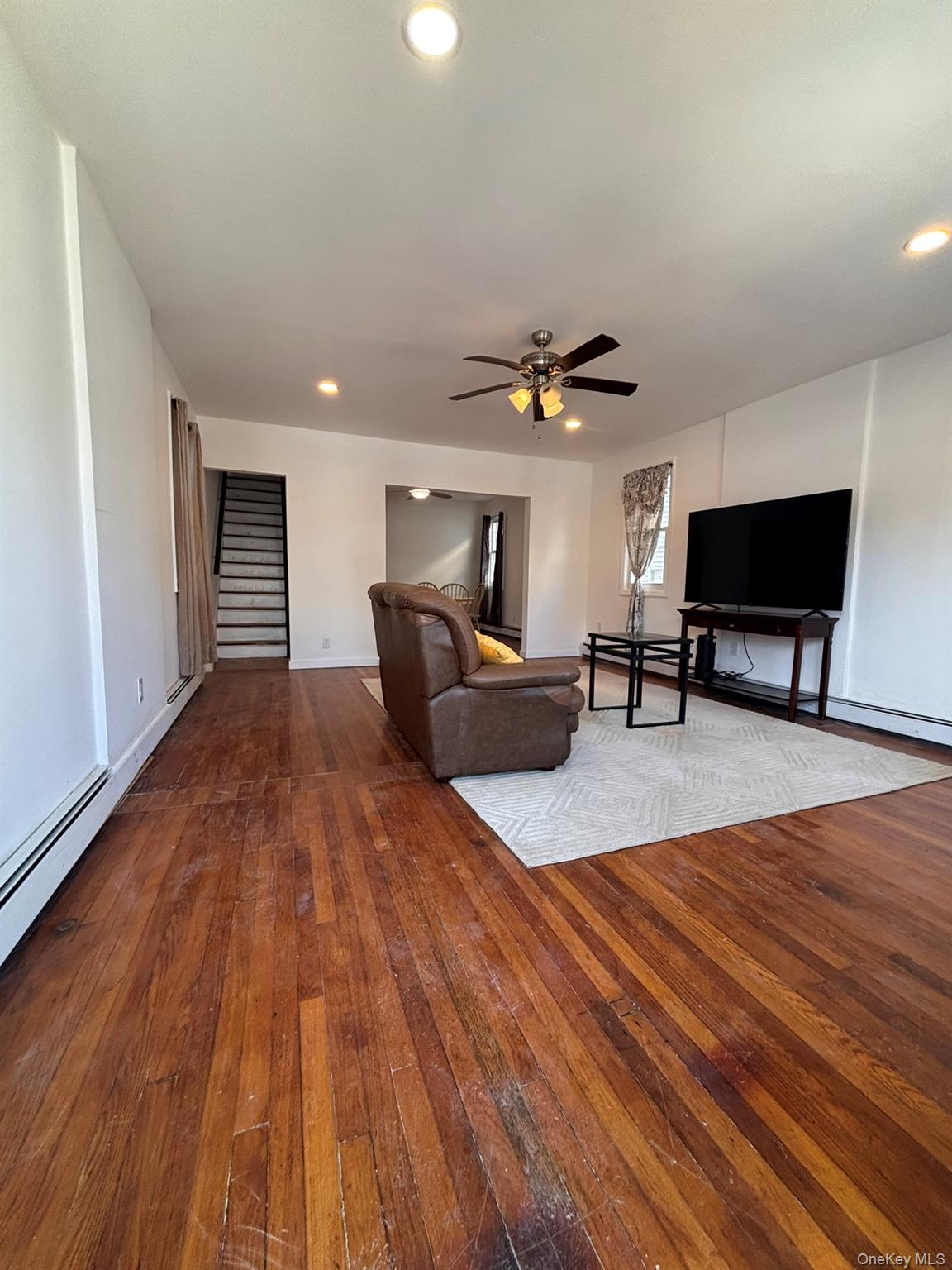 94 Lockman Avenue, Staten Island, NY 10303